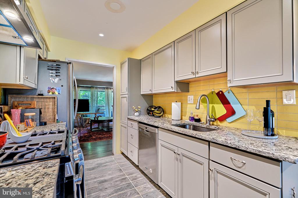 5239 W Running Brook Rd #302