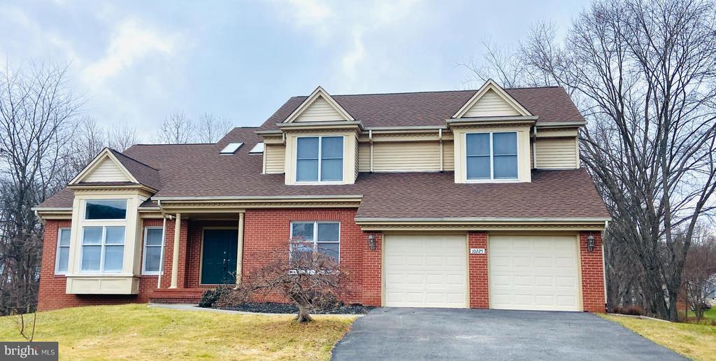 10225 CLUBHOUSE CT
