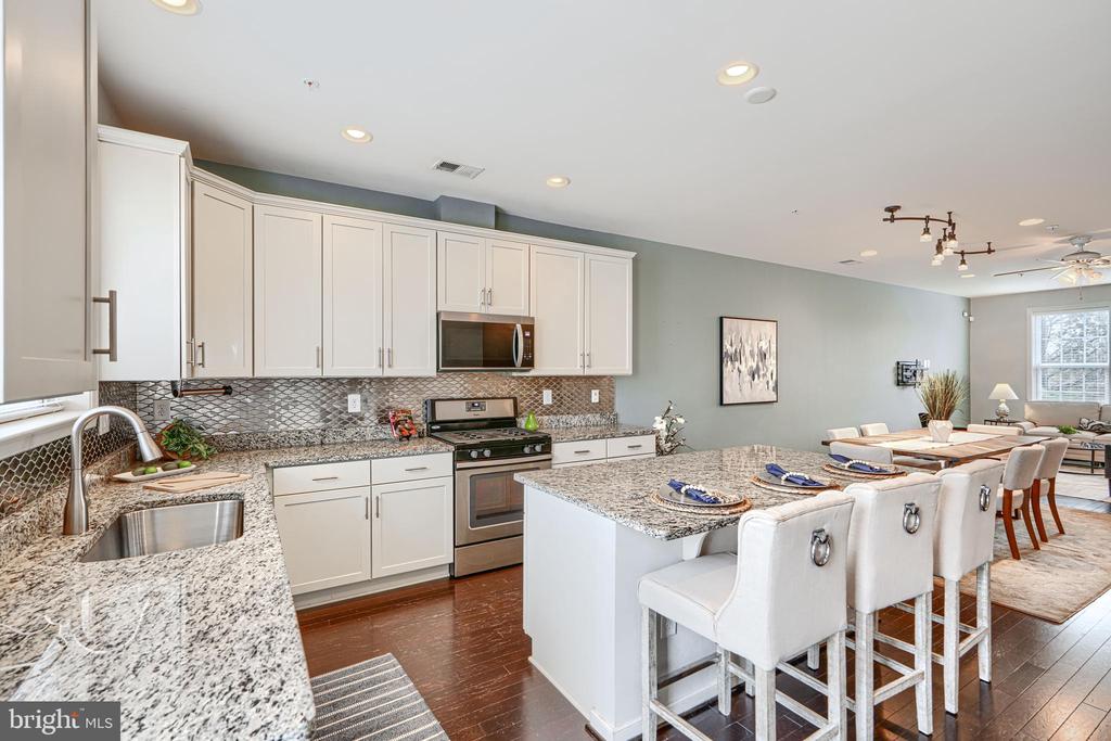 7015 JOANN KHAN DRIVE