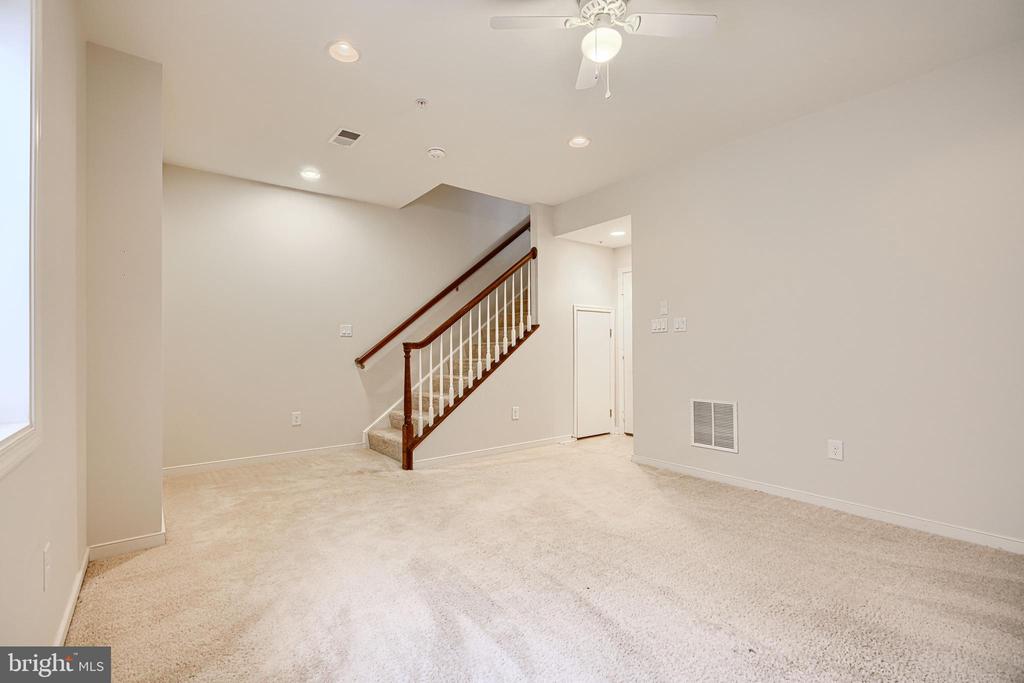 7015 JOANN KHAN DRIVE