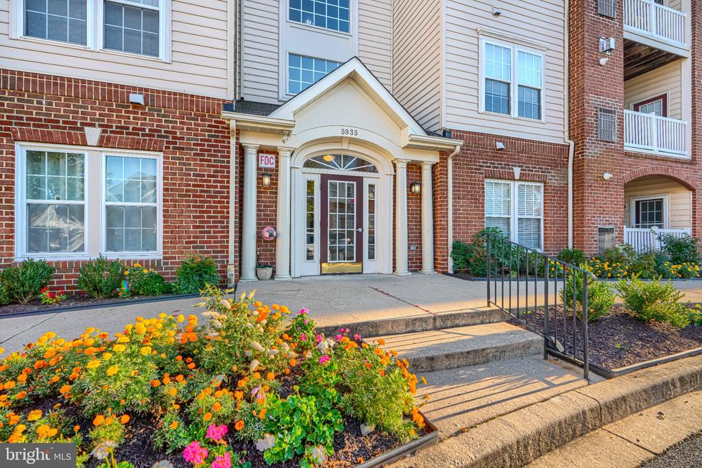 5935 ABRIANNA WAY Unit: N