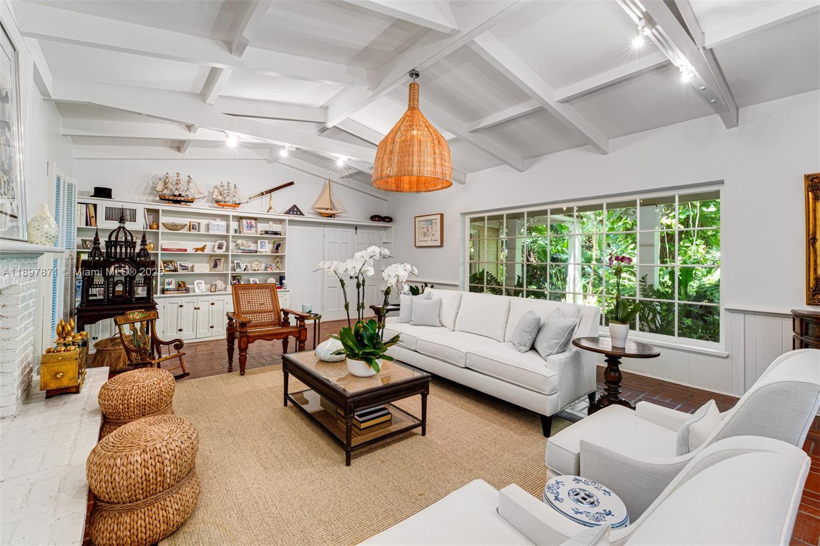 5950 SW 128th St, Pinecrest