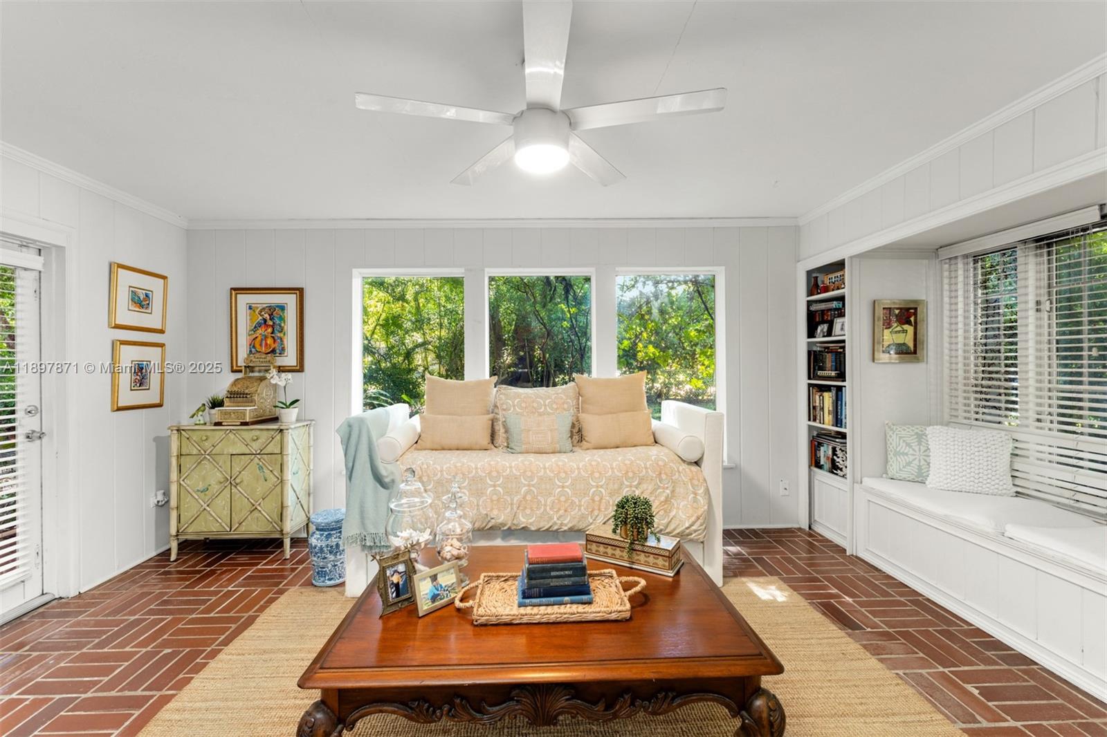 5950 SW 128th St, Pinecrest