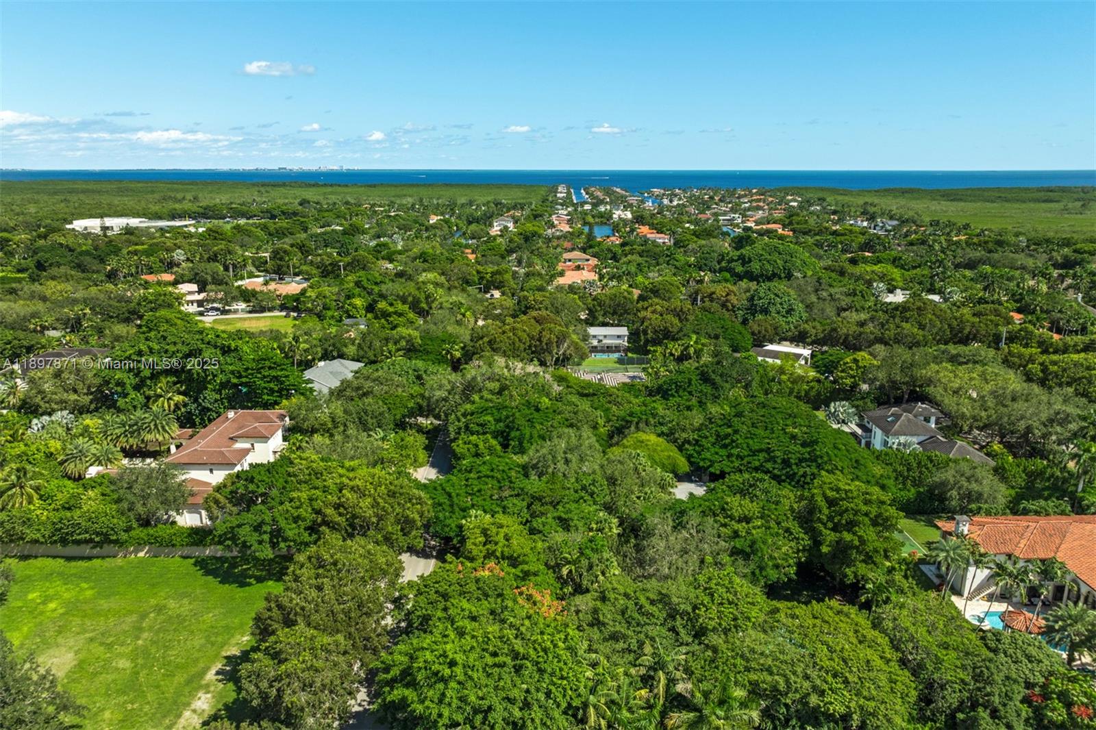 5950 SW 128th St, Pinecrest