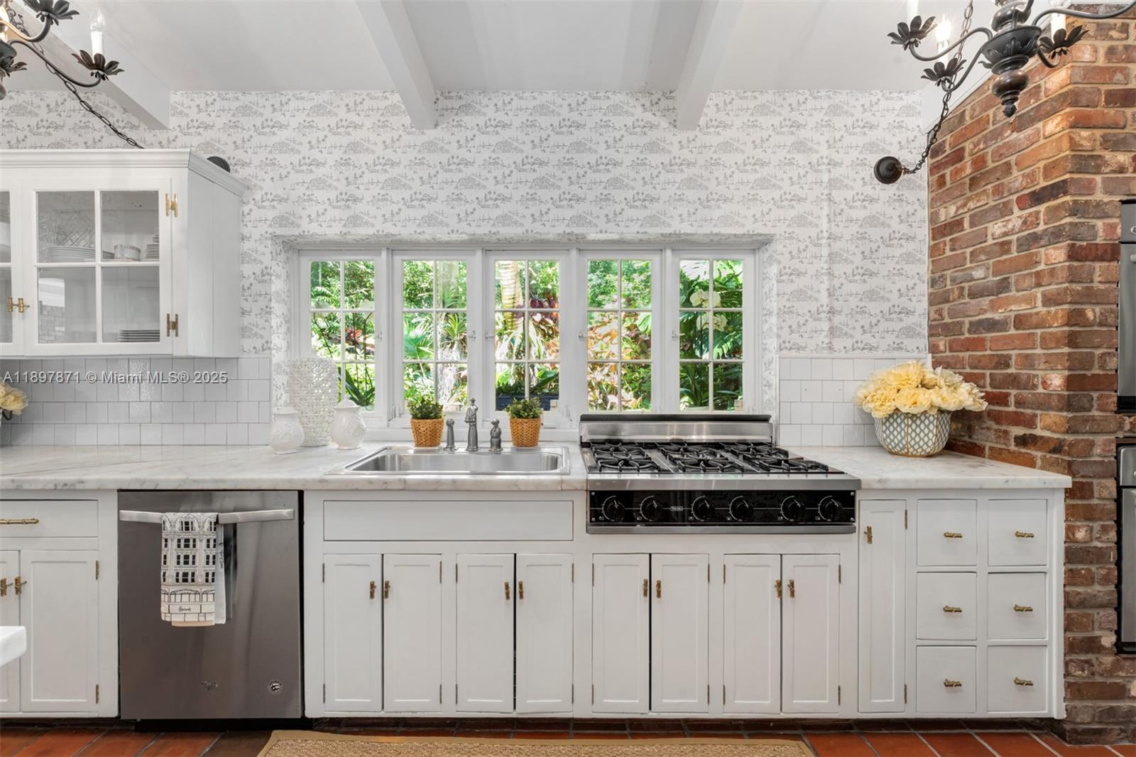 5950 SW 128th St, Pinecrest