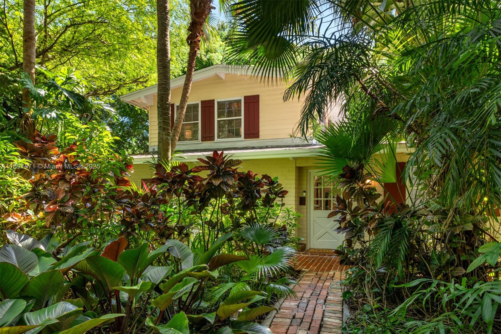 5950 SW 128th St, Pinecrest