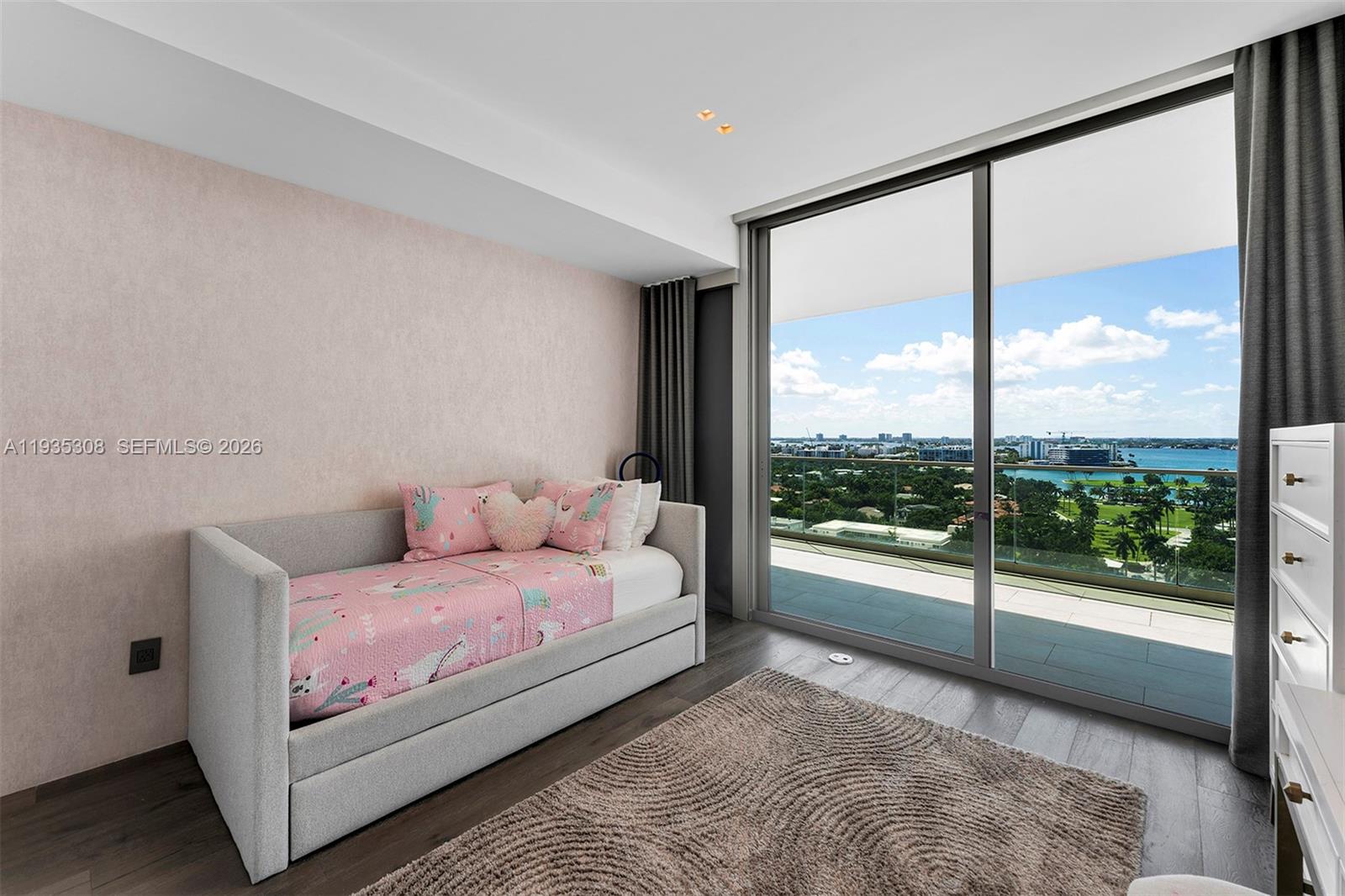 10203 Collins Ave # 1403