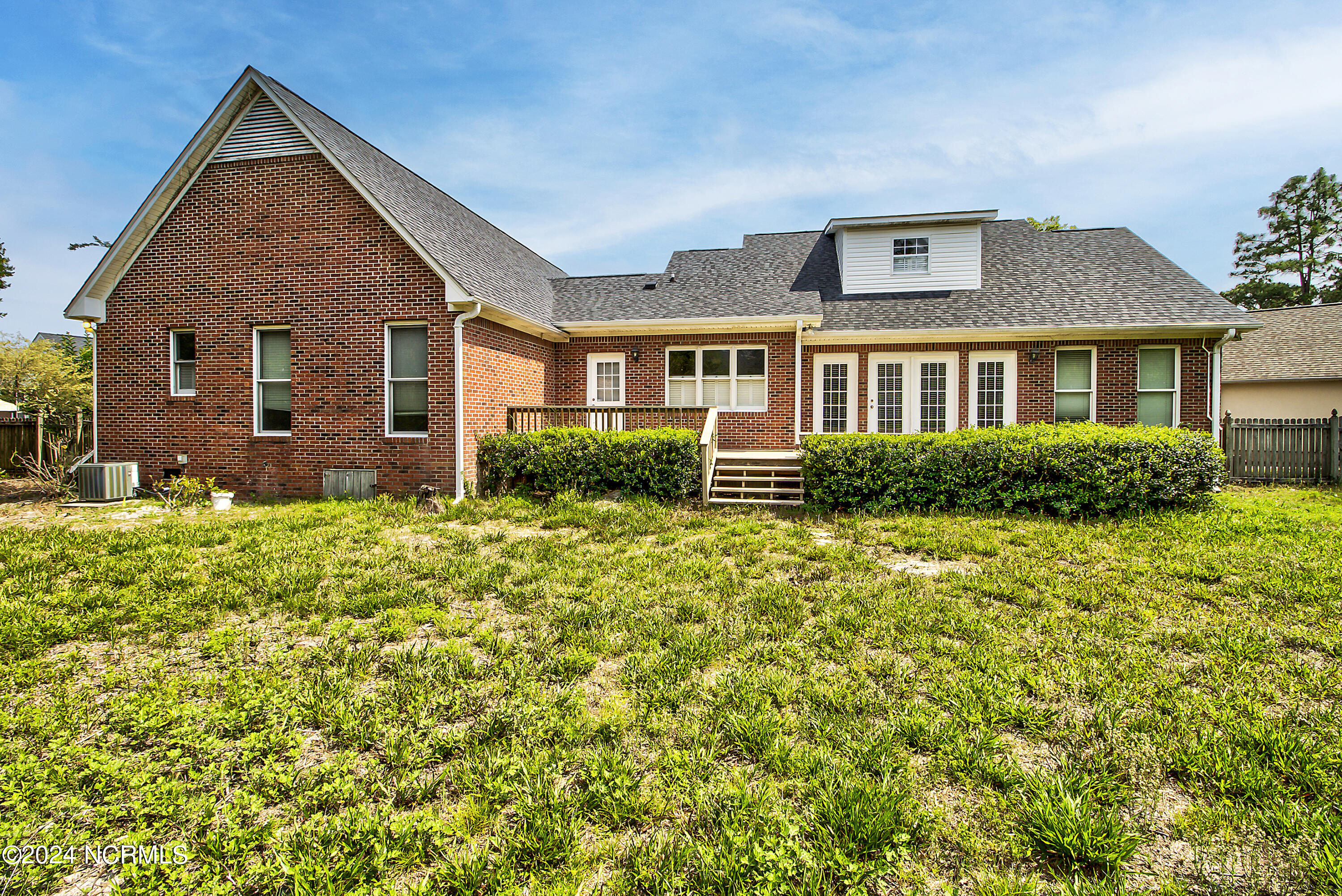 3128 Braemar Lane