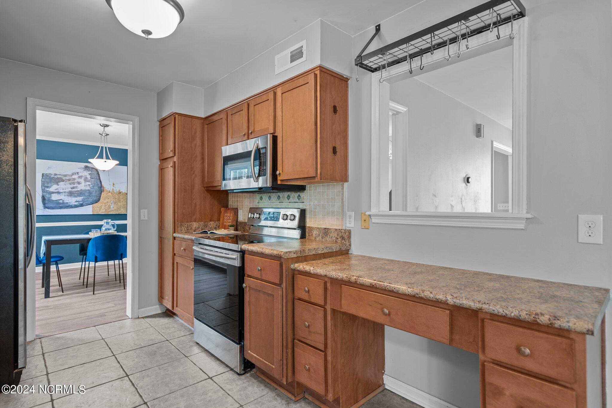 2902 Colonel Lamb Drive