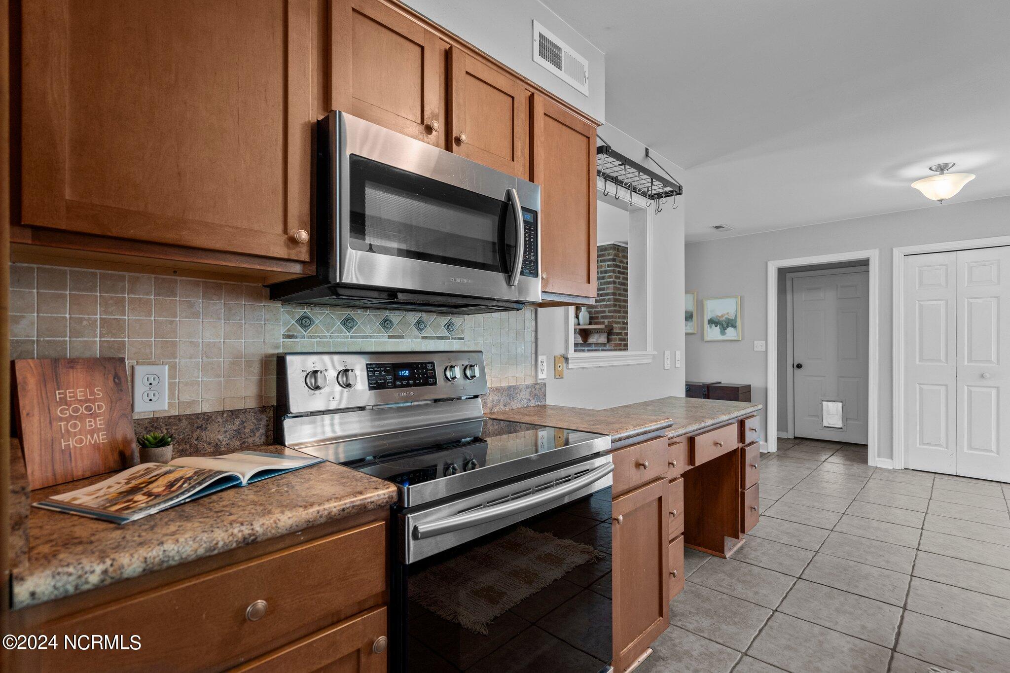 2902 Colonel Lamb Drive