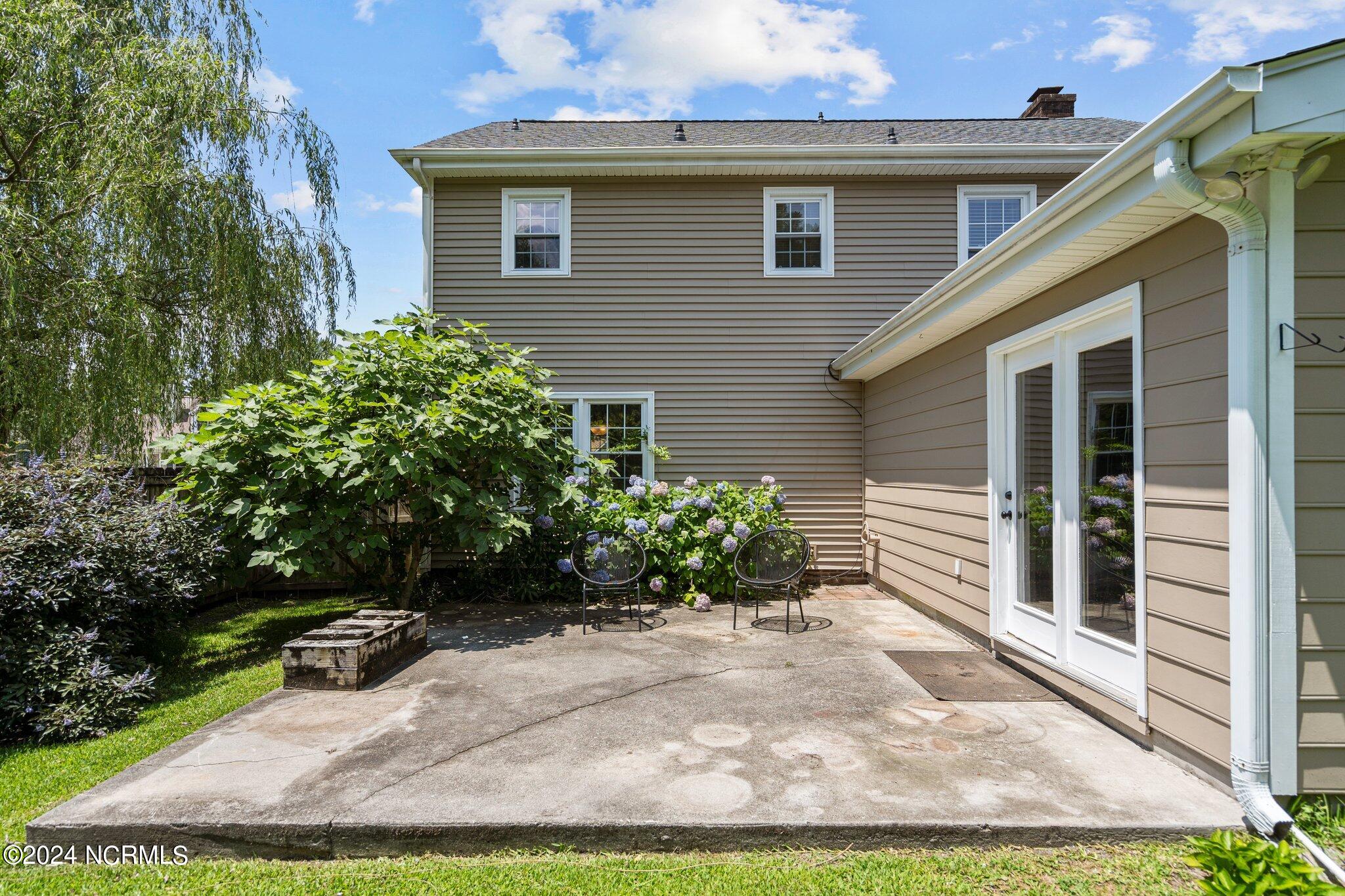 2902 Colonel Lamb Drive
