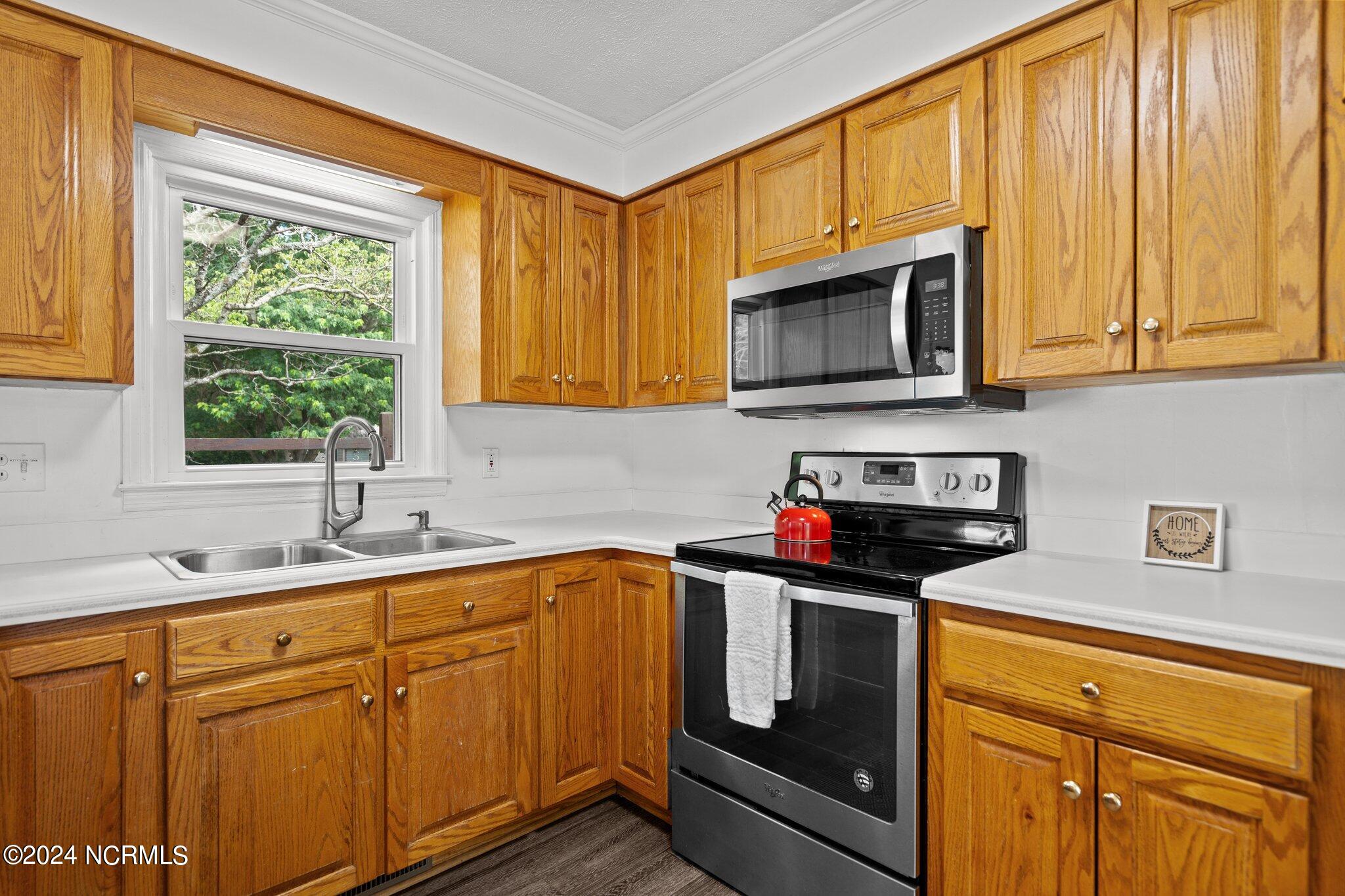 110 Brockway Road