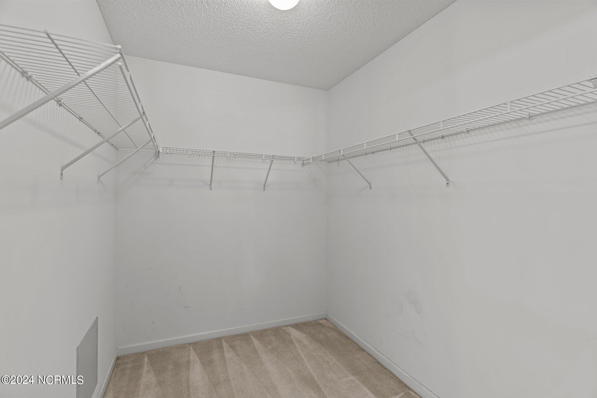 3003 White Road