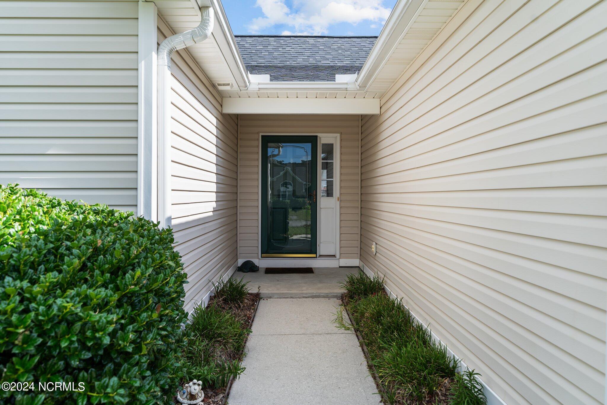 3003 White Road