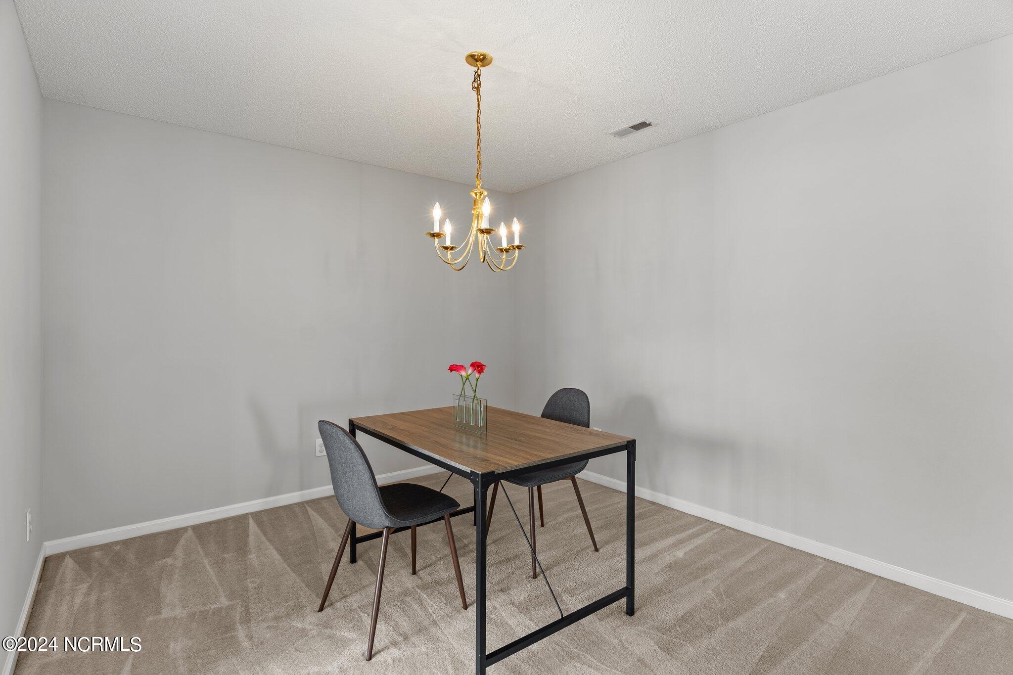 3003 White Road