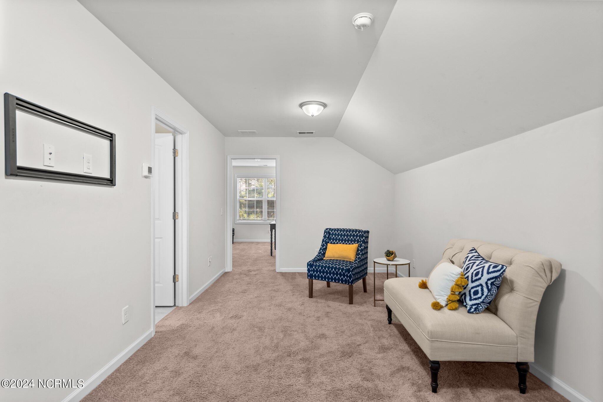 6016 Meadowgrove Loop