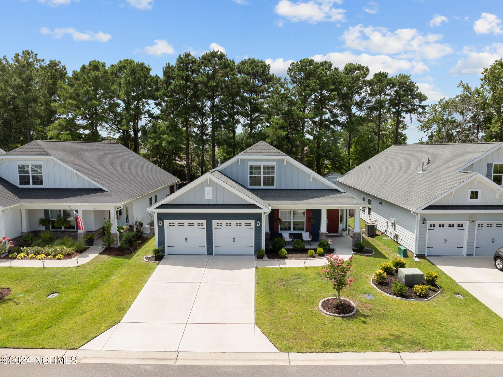 6016 Meadowgrove Loop