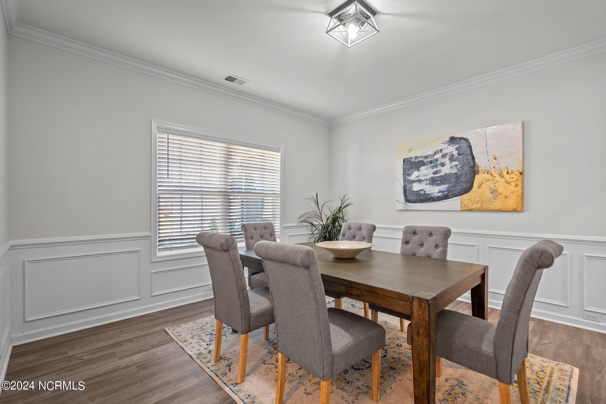 6016 Meadowgrove Loop
