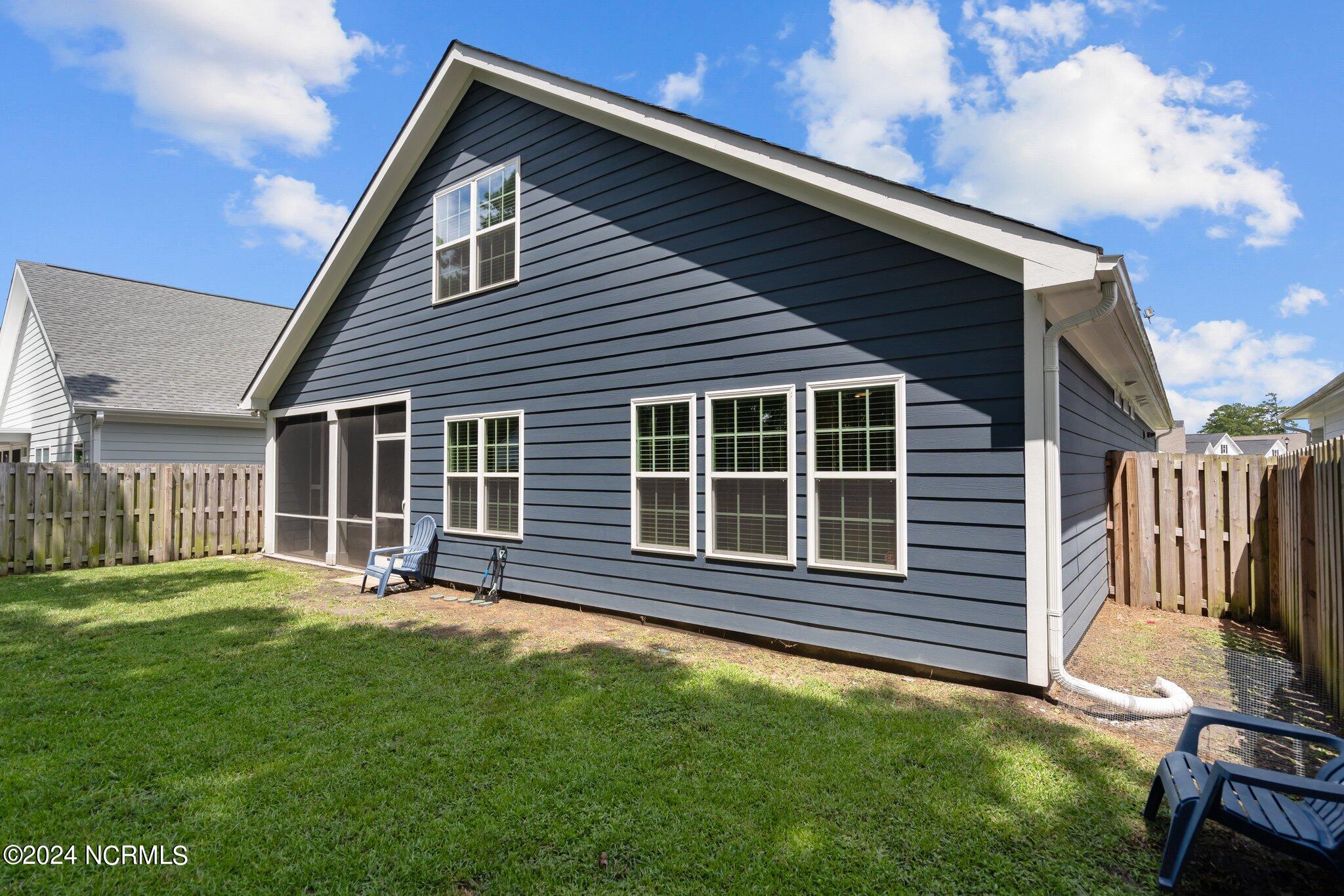 6016 Meadowgrove Loop