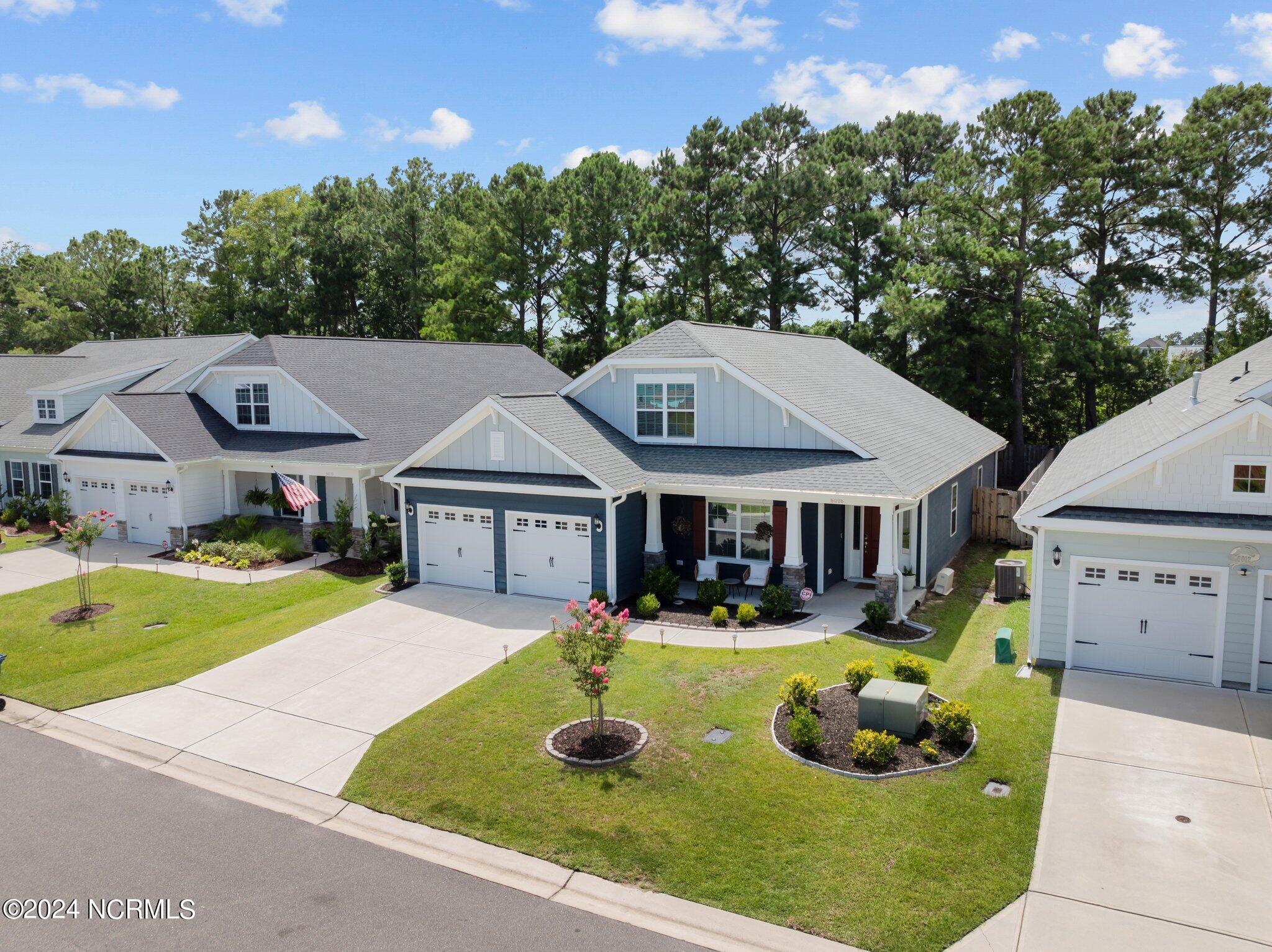 6016 Meadowgrove Loop