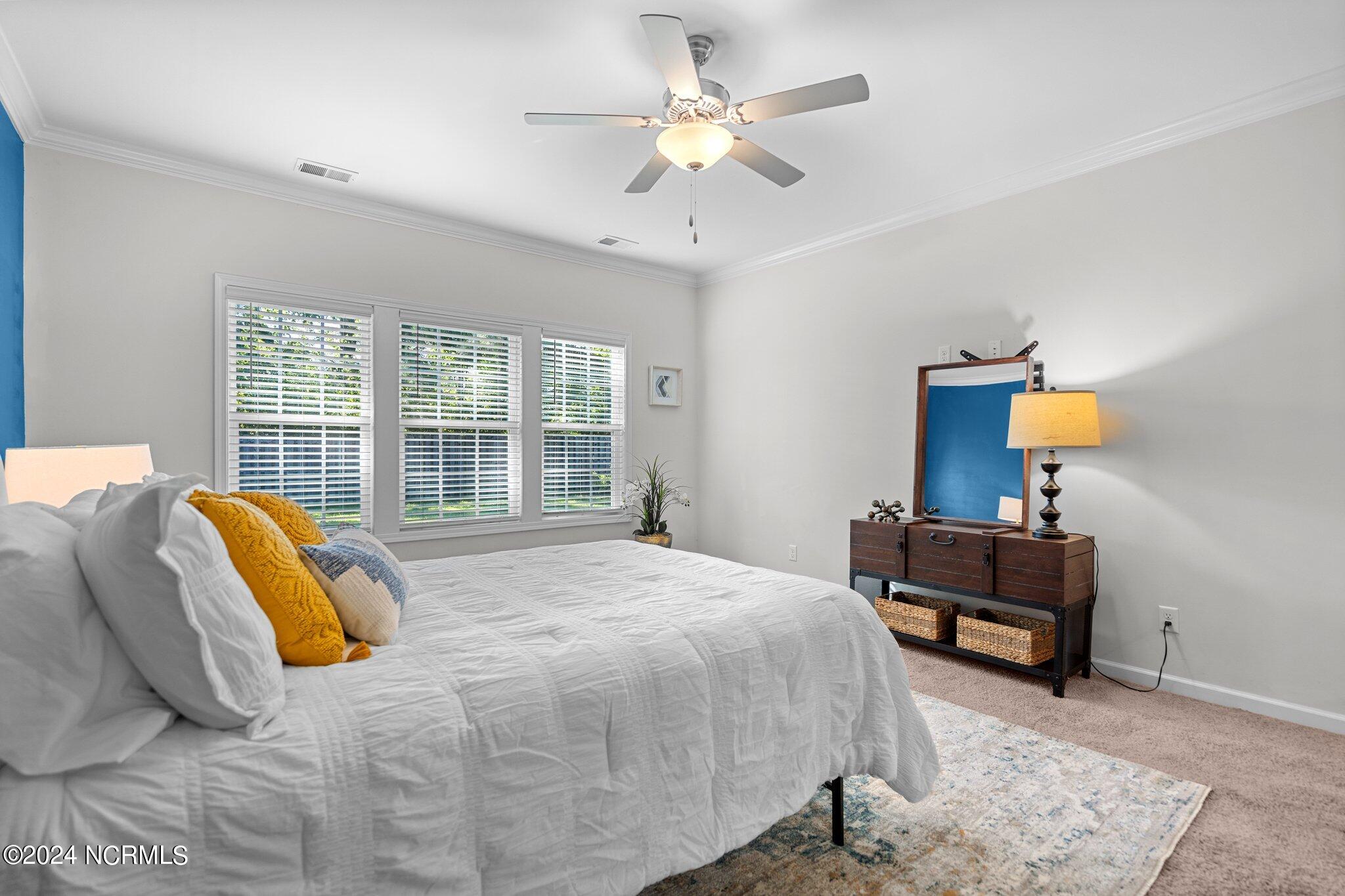 6016 Meadowgrove Loop