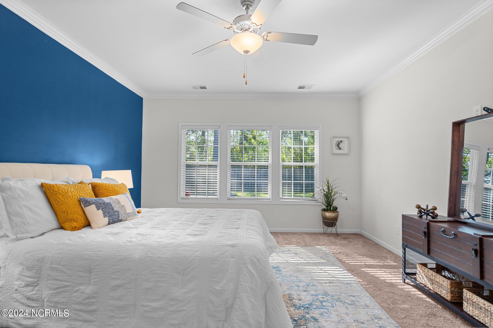 6016 Meadowgrove Loop