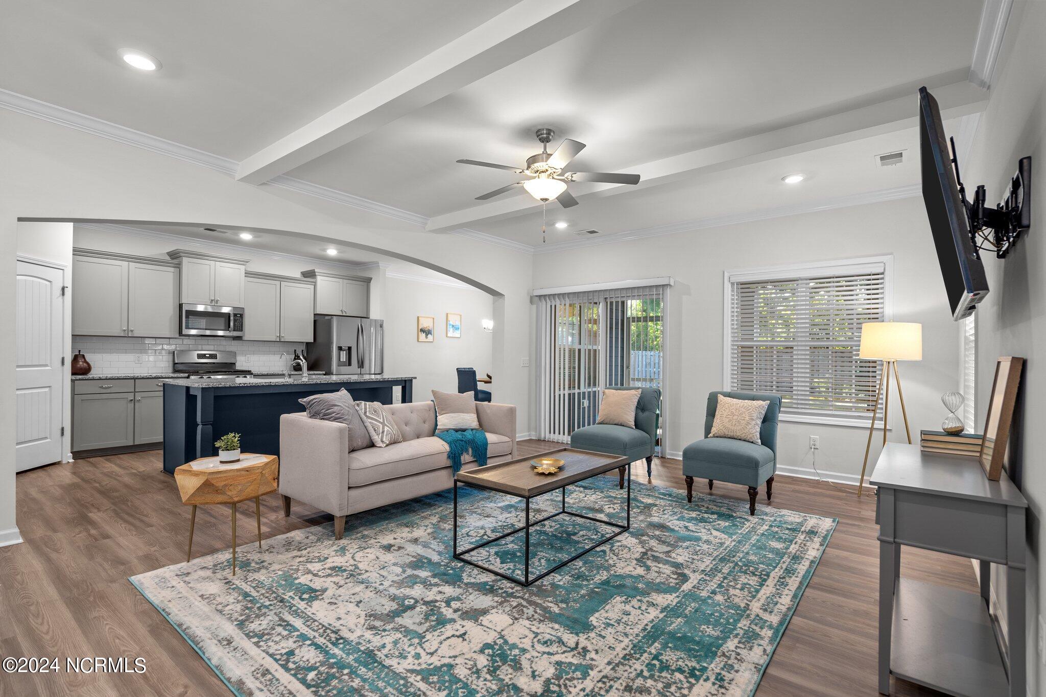 6016 Meadowgrove Loop