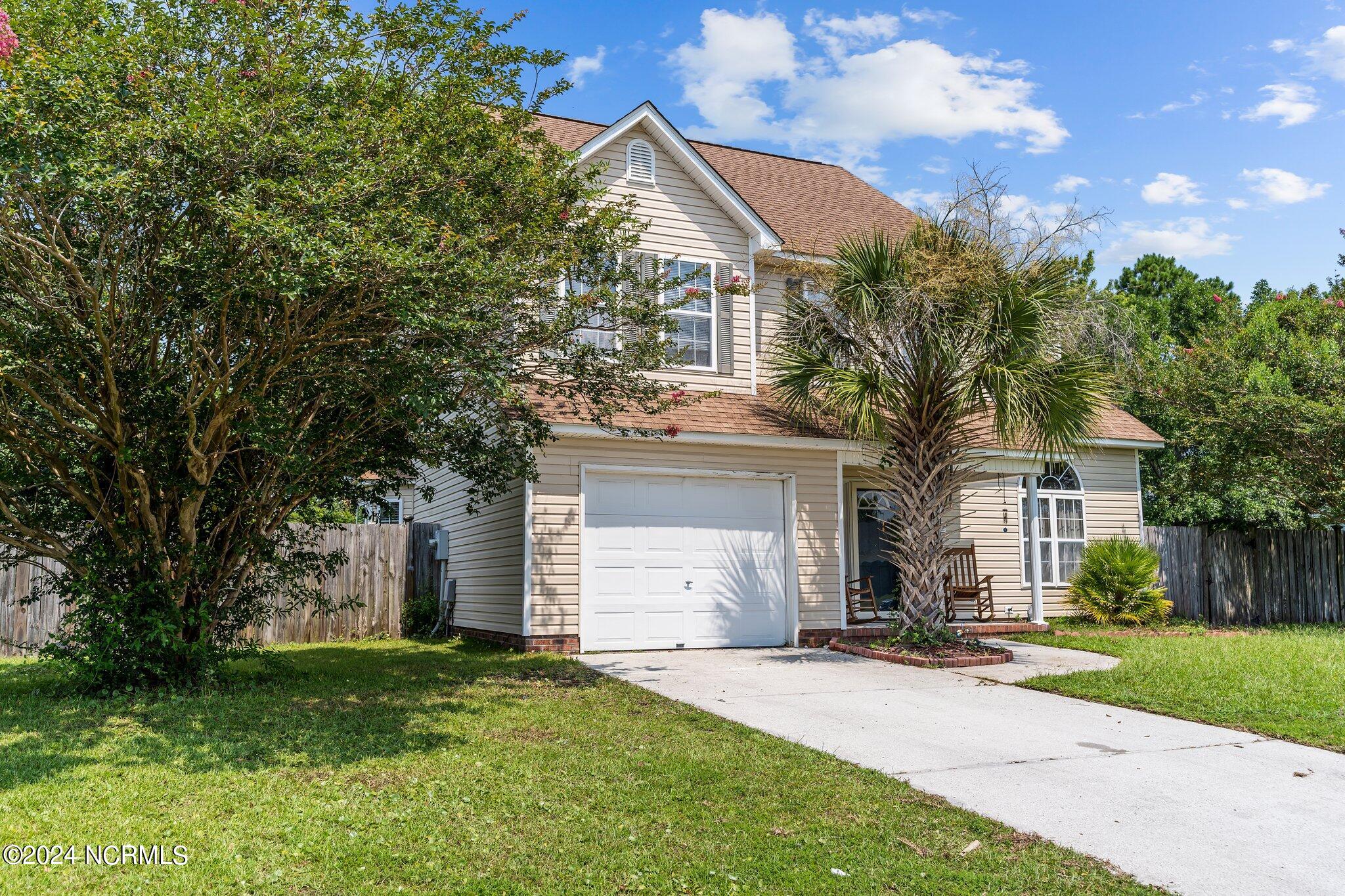 6909 Daybreak Lane