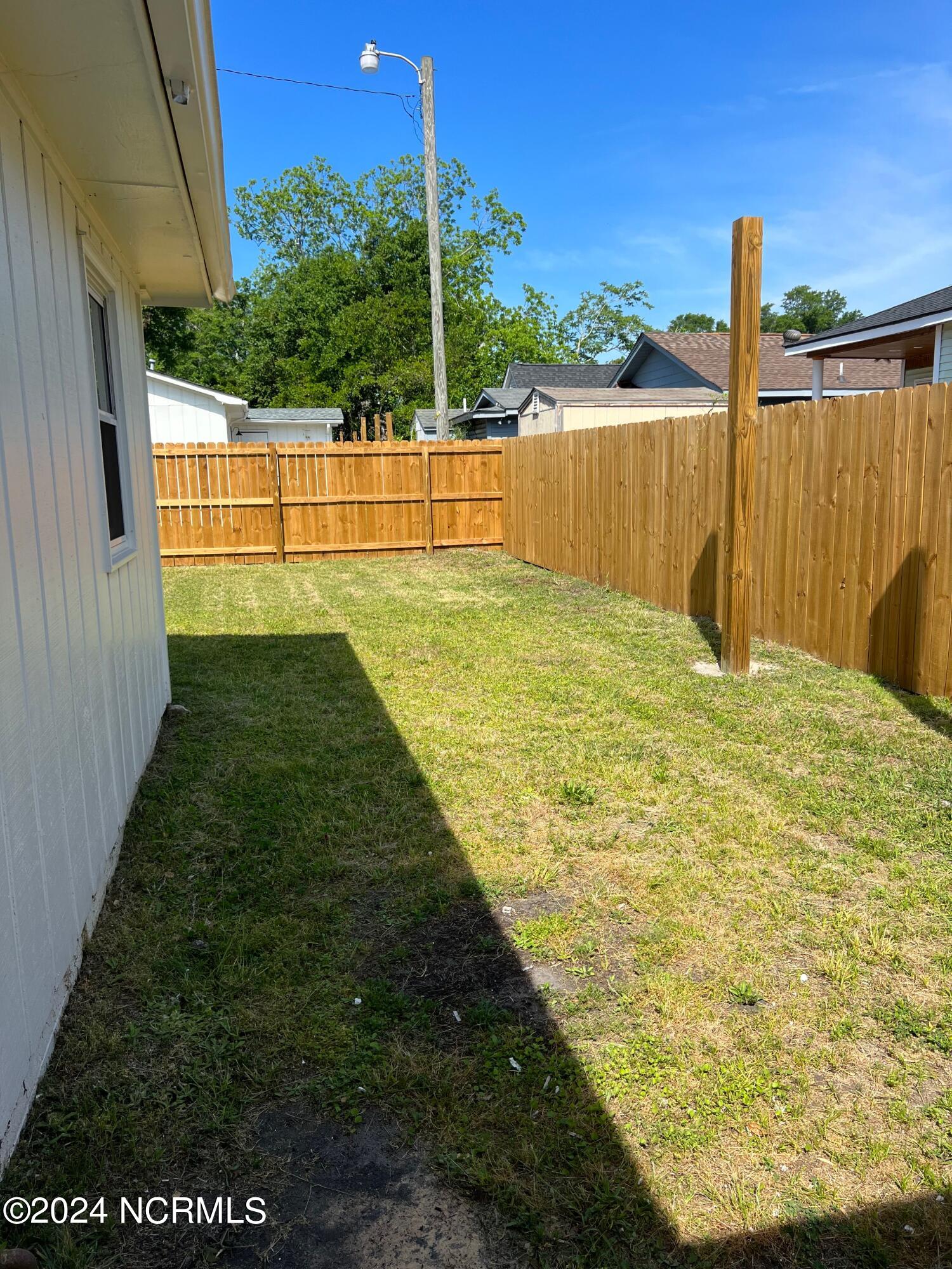 811 Gerdes Alley