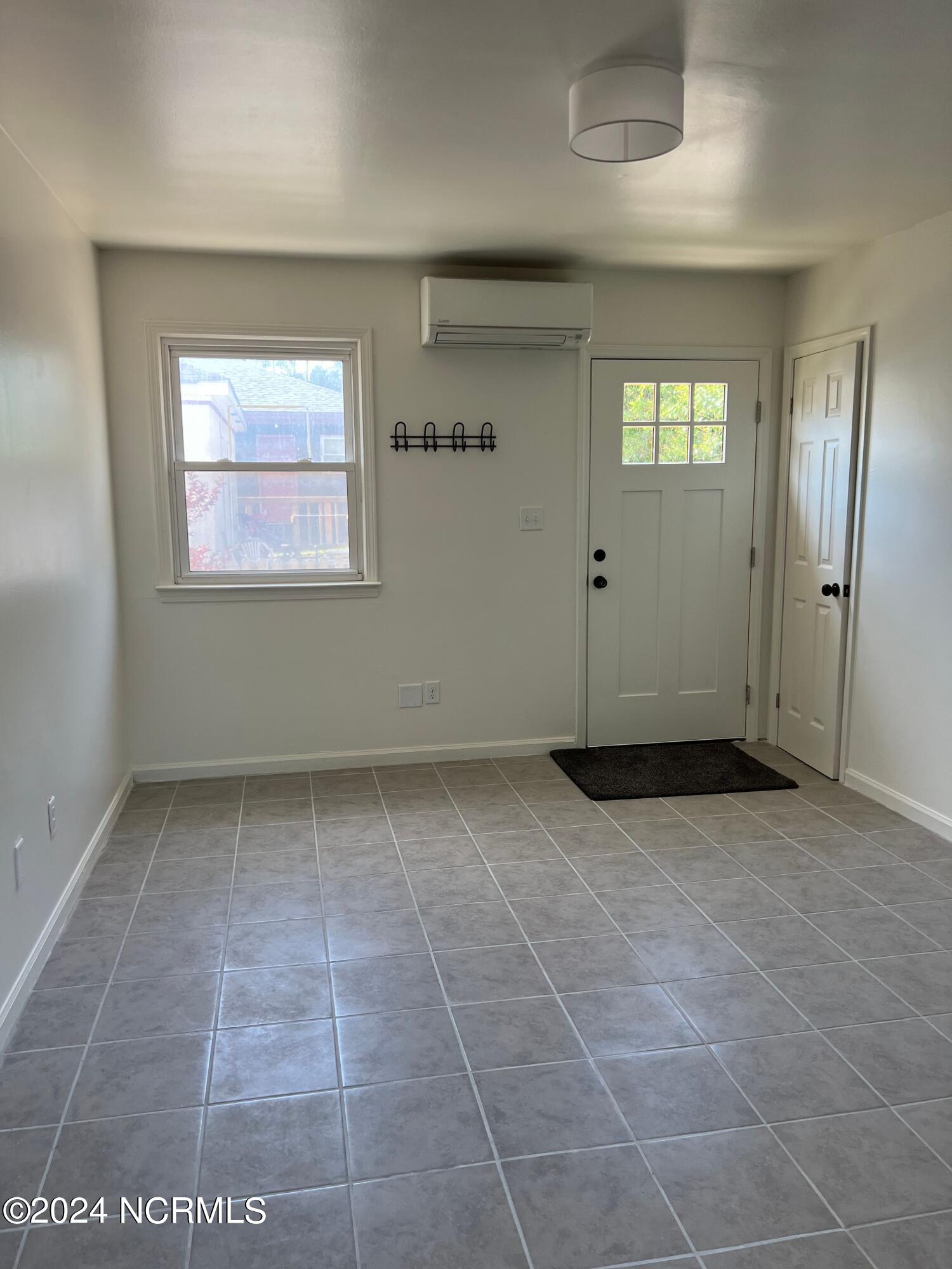 811 Gerdes Alley