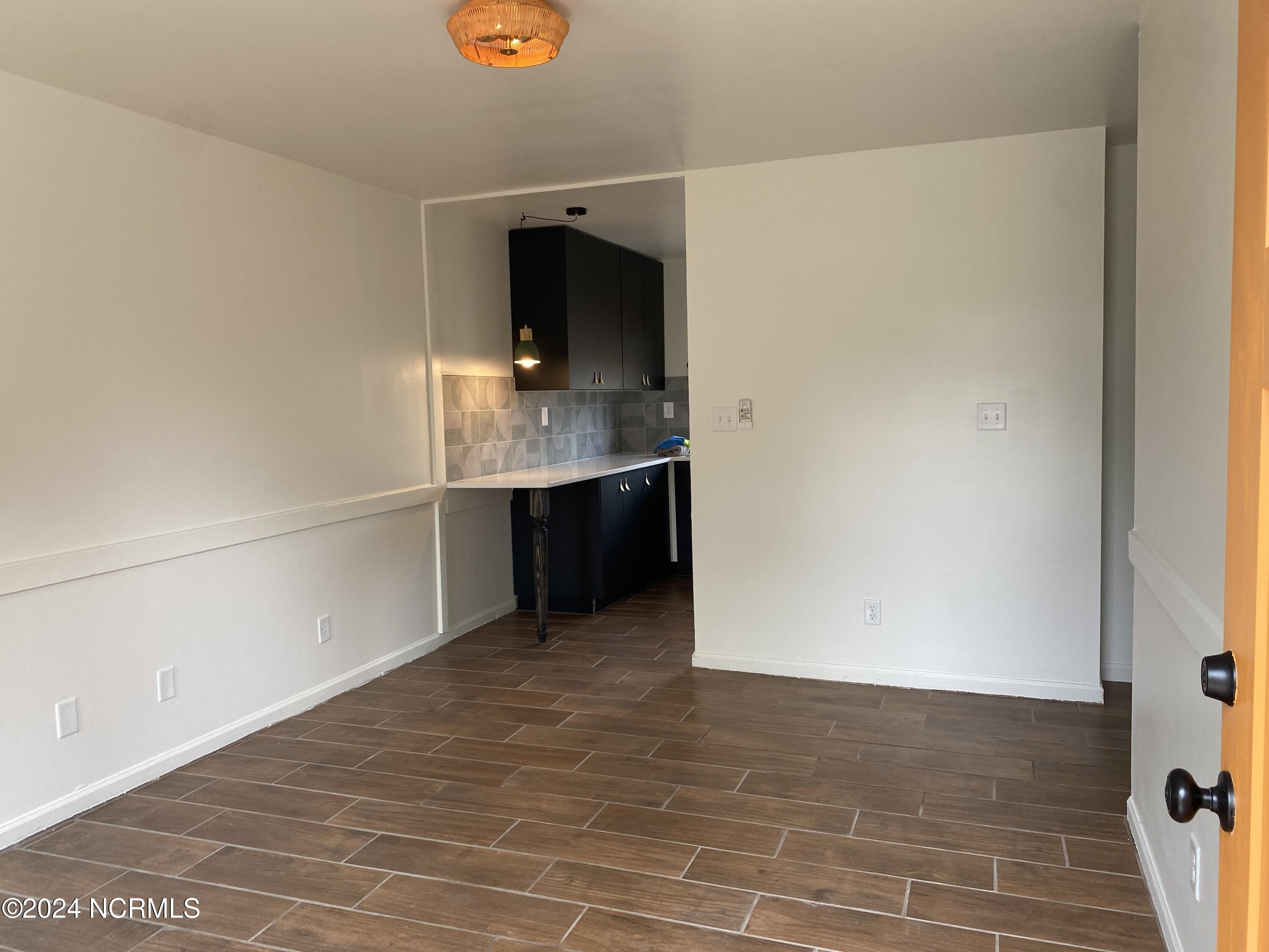 811 Gerdes Alley