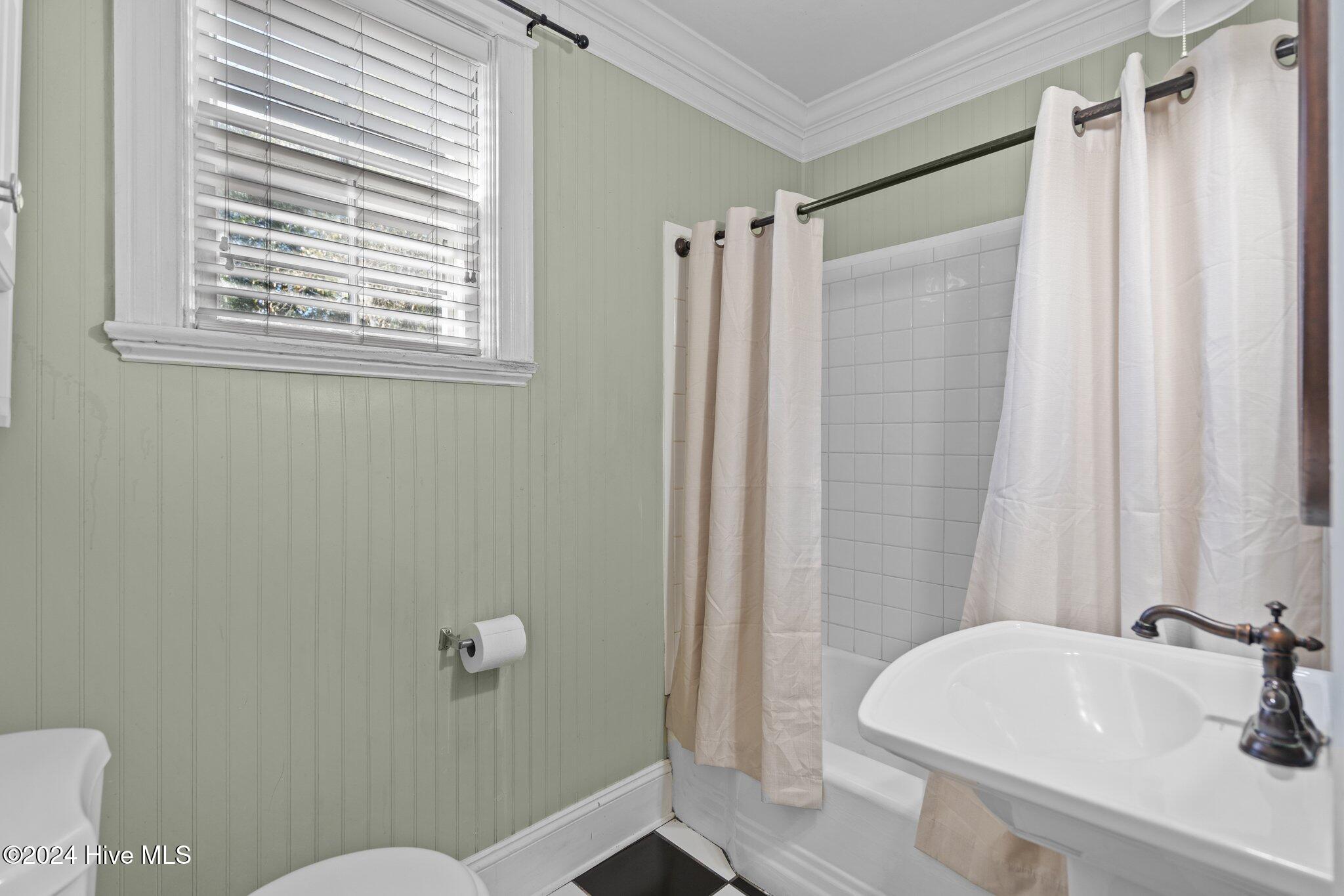 2940 Oleander Drive C-16 C-16