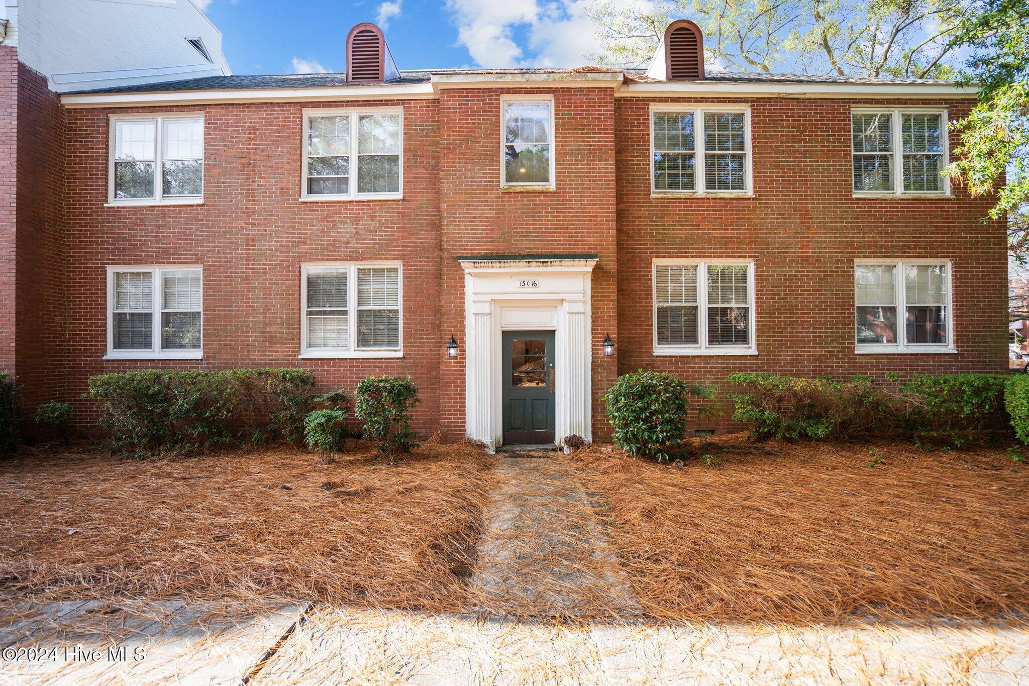 2940 Oleander Drive C-16 C-16