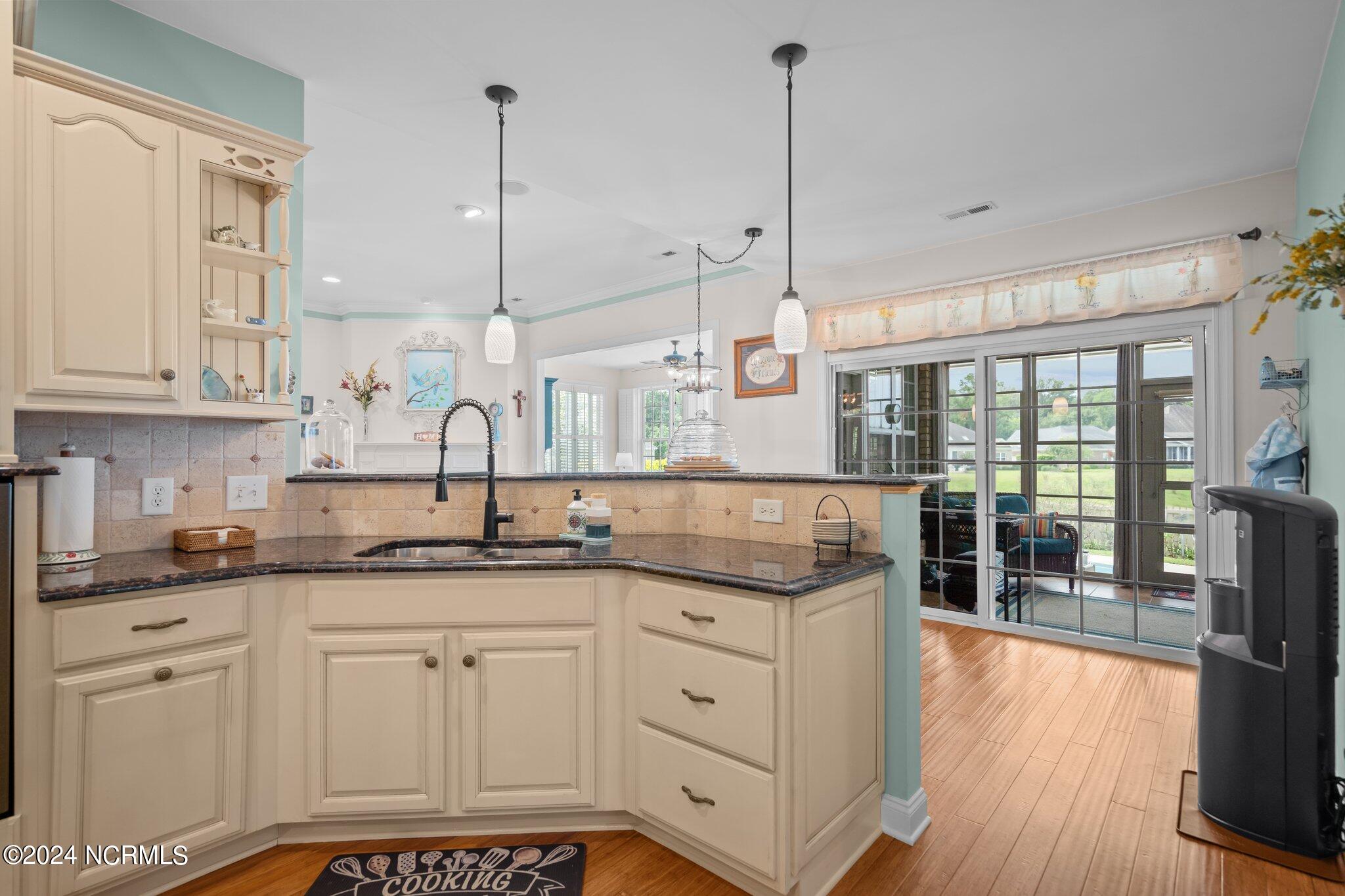 2136 Talmage Drive