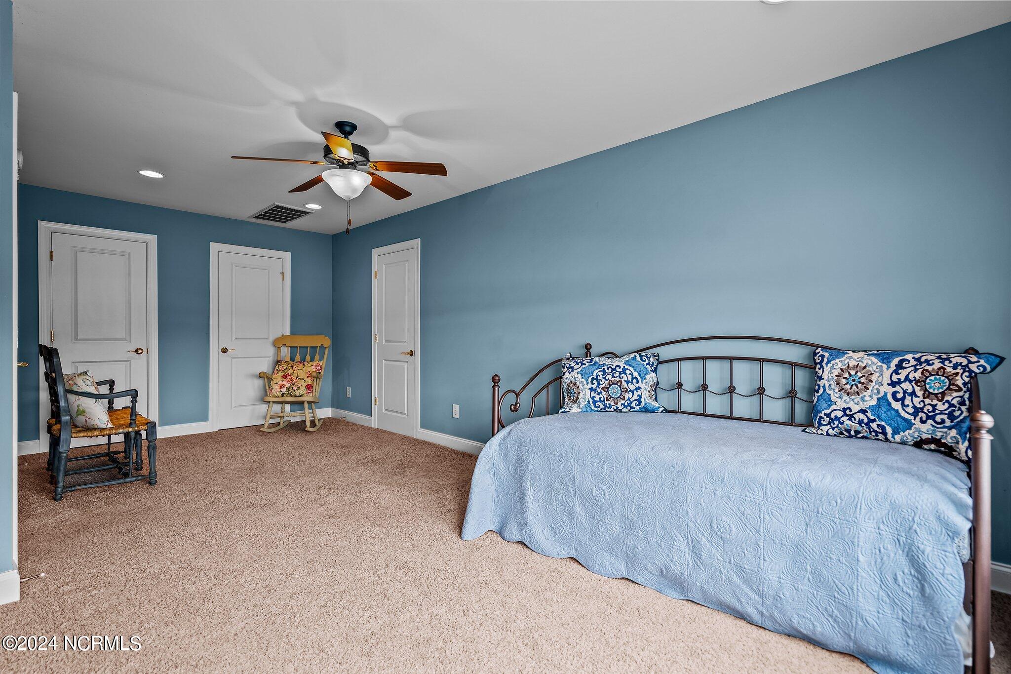 2136 Talmage Drive