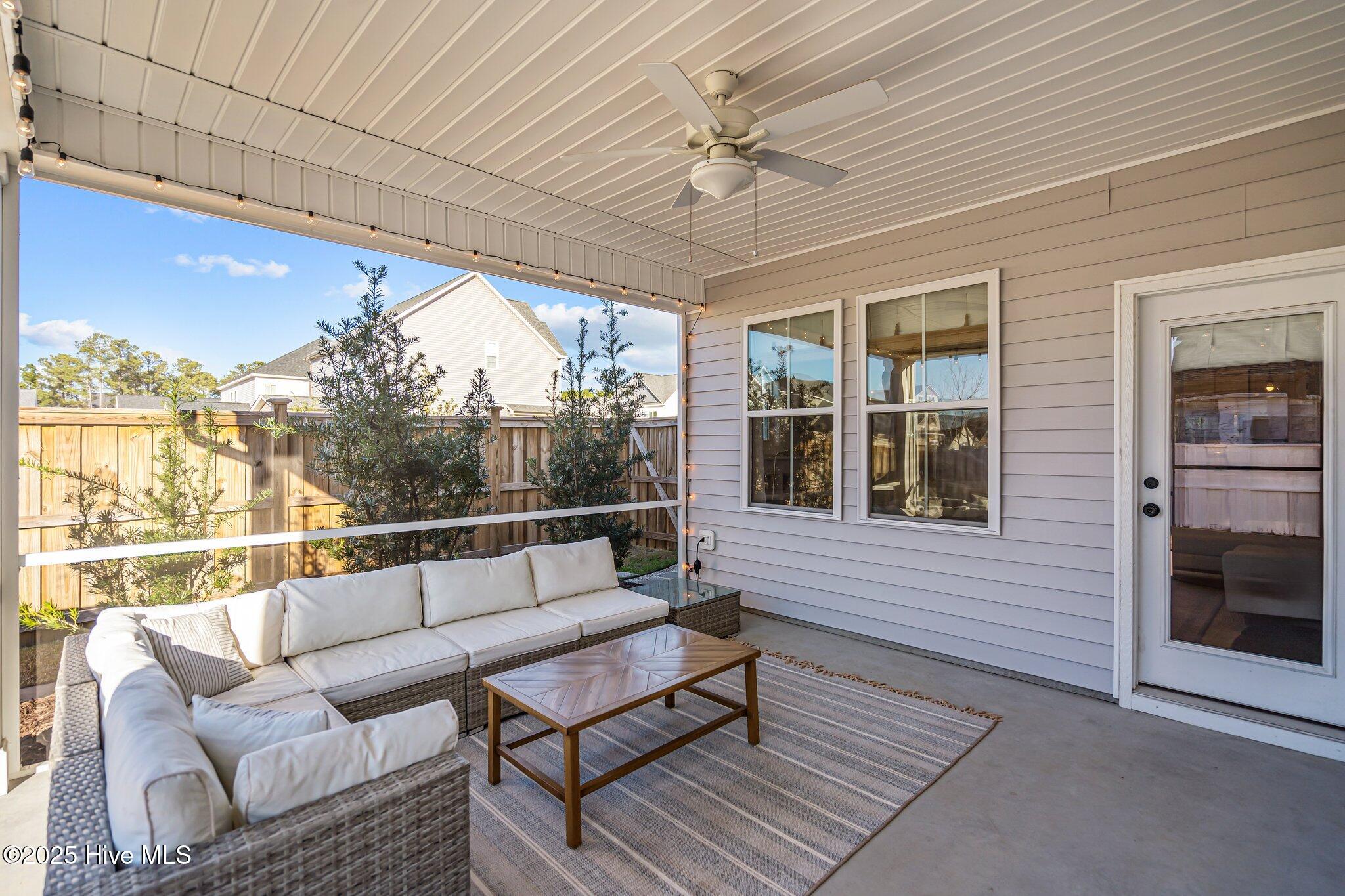 5273 Trumpet Vine Way