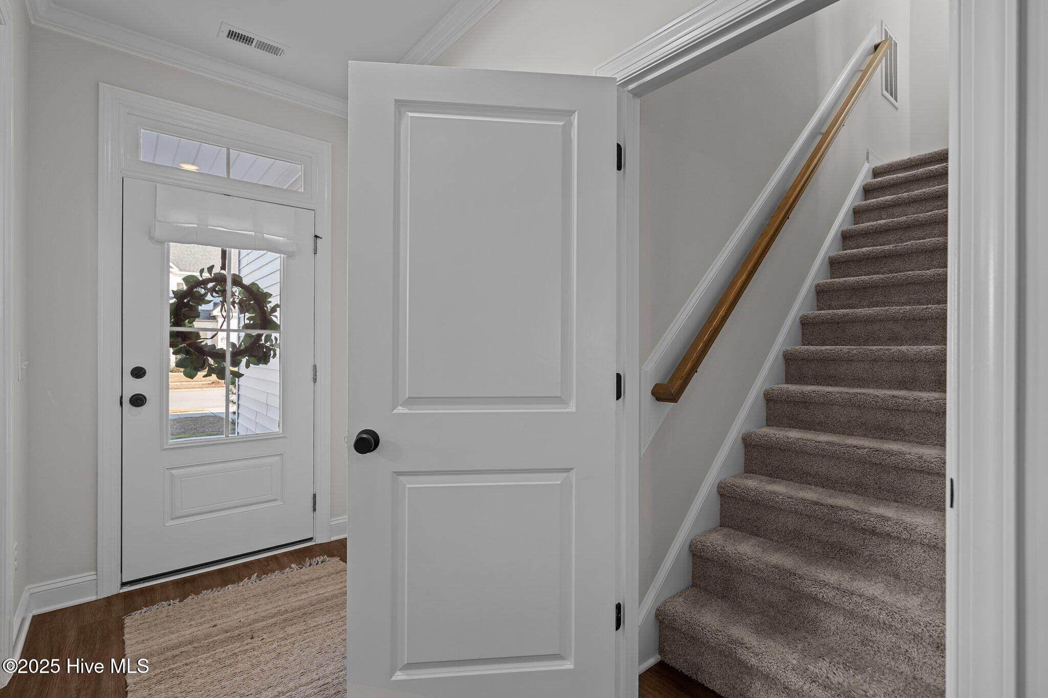 5273 Trumpet Vine Way