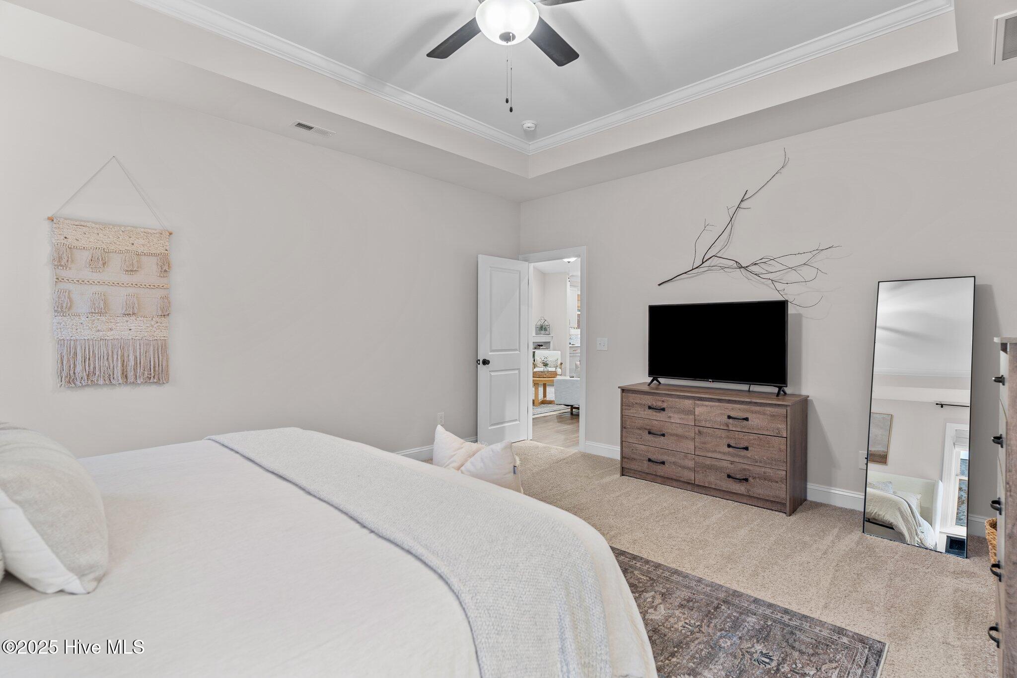 5273 Trumpet Vine Way
