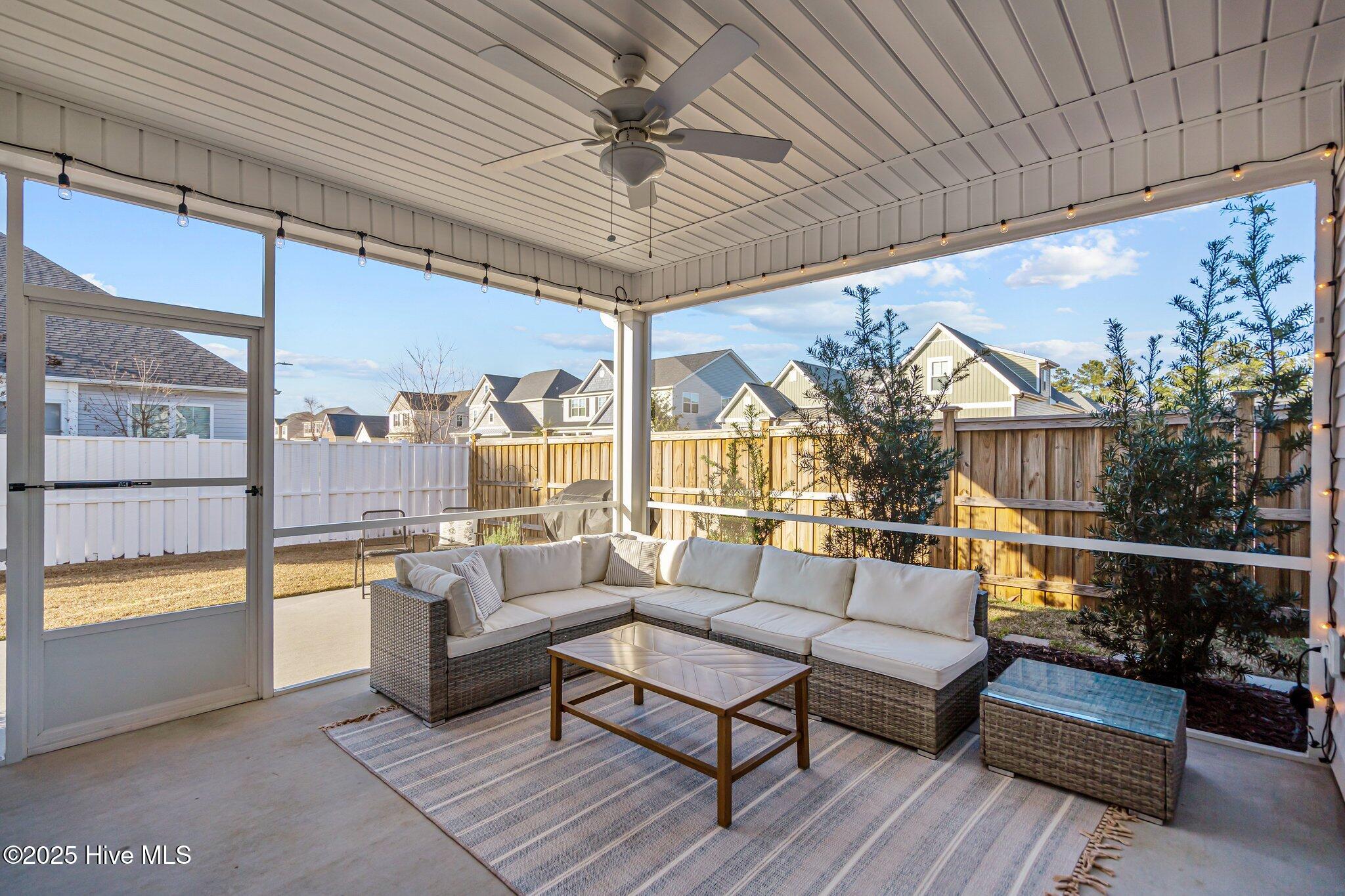 5273 Trumpet Vine Way