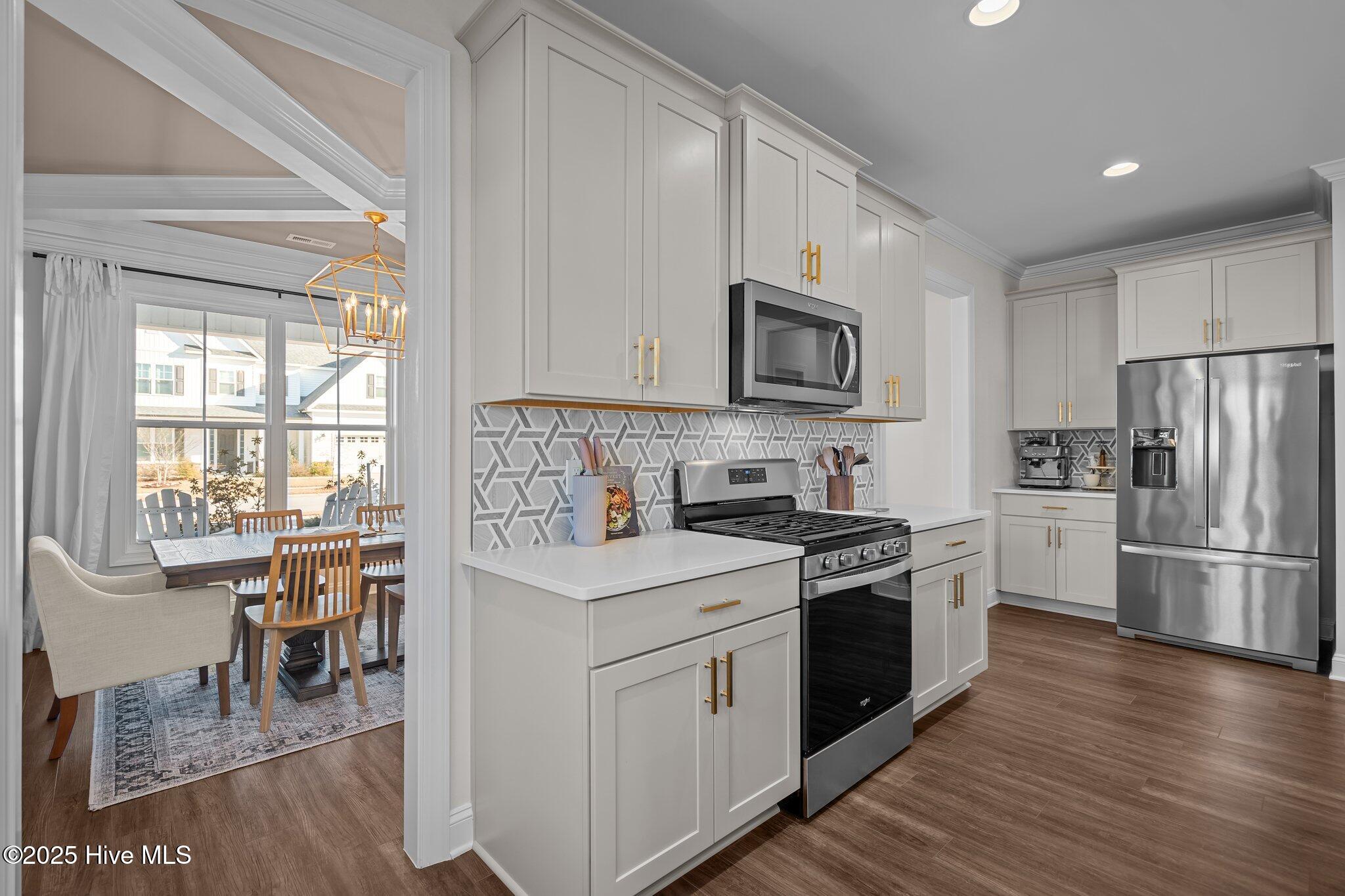 5273 Trumpet Vine Way