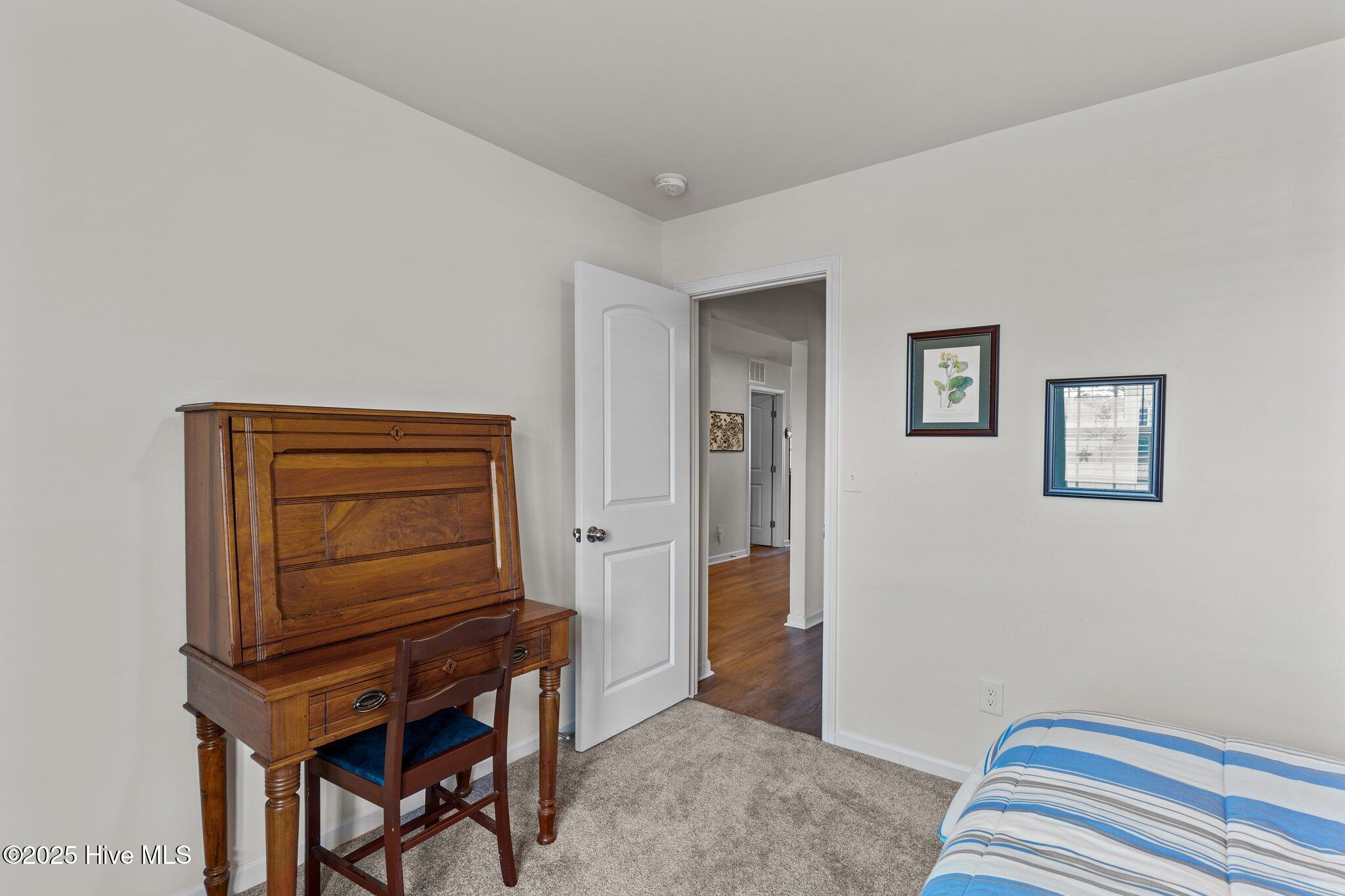 453 Old Charleston Drive SE