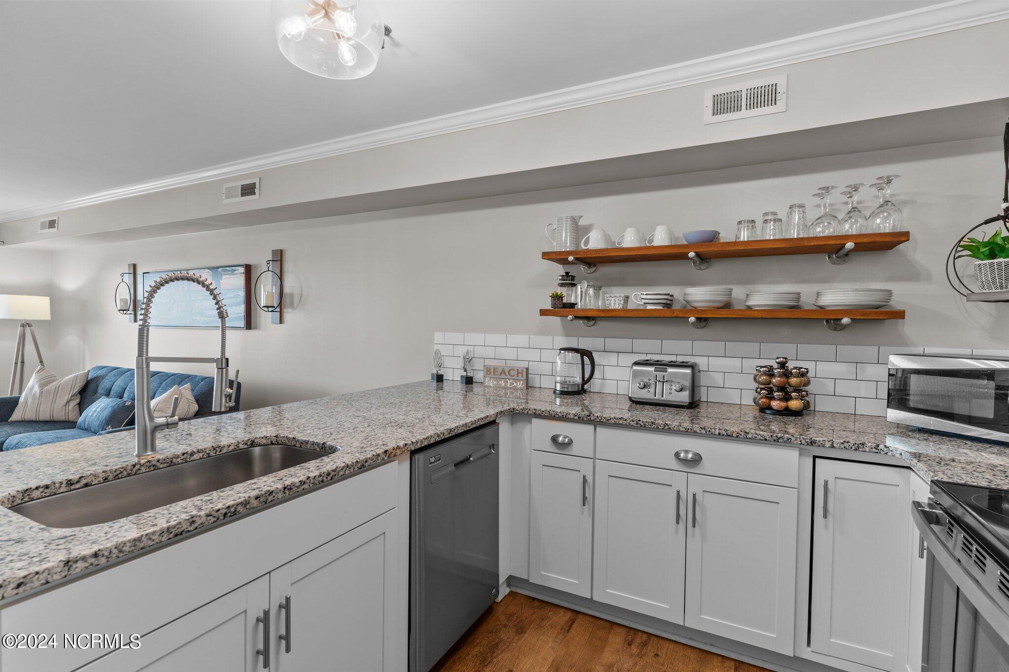 111 Florida Avenue Apt 10