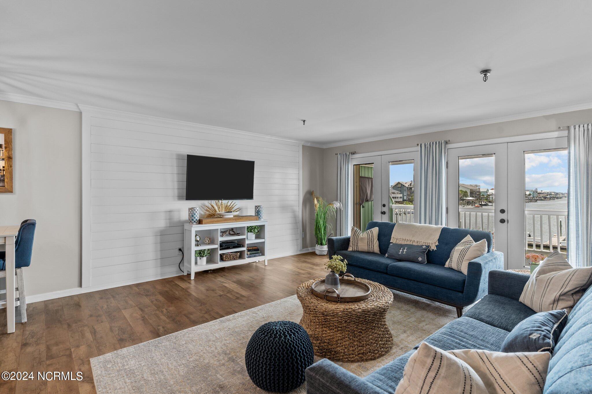 111 Florida Avenue Apt 10