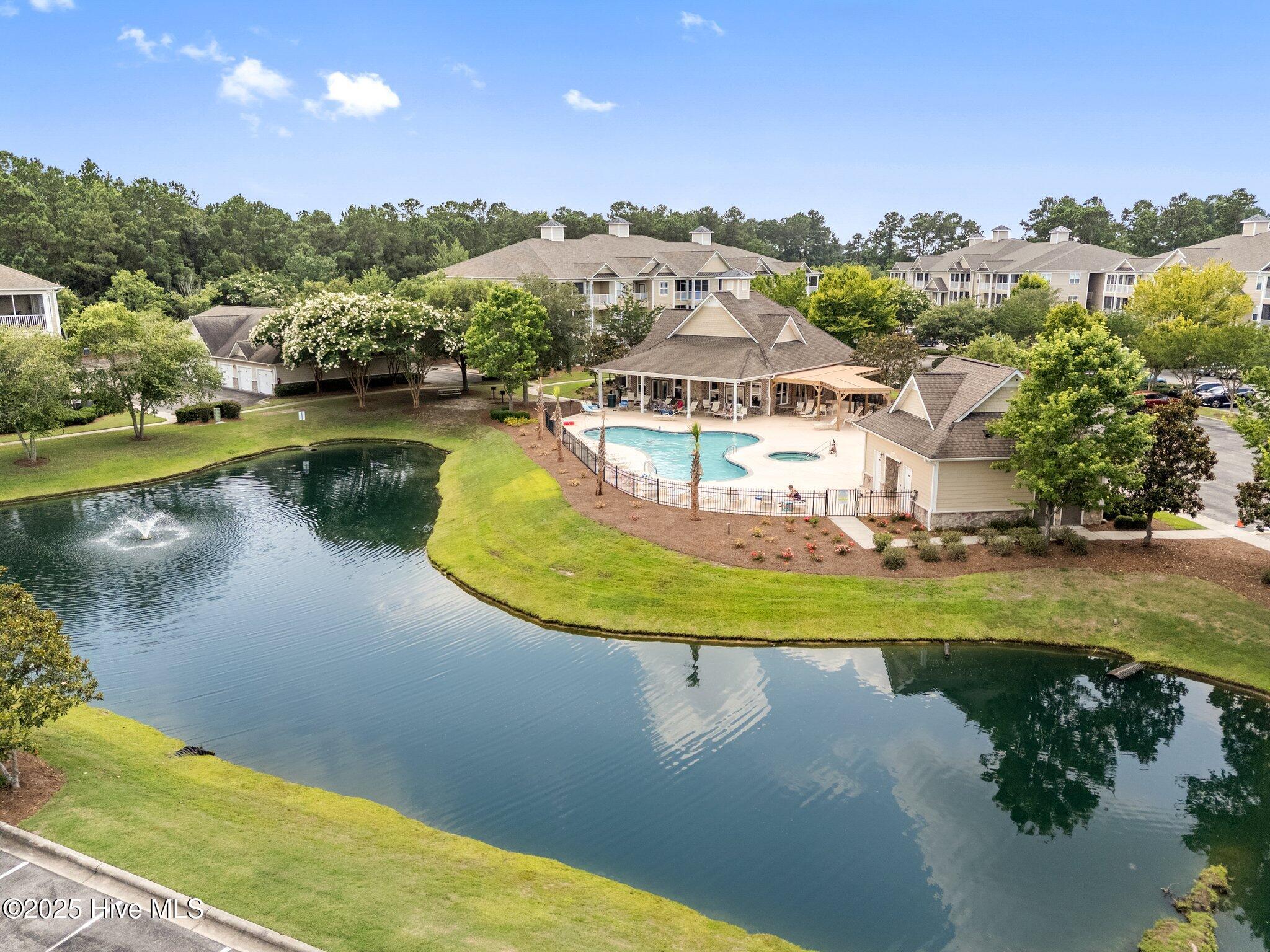 250 Woodlands Way Unit 14