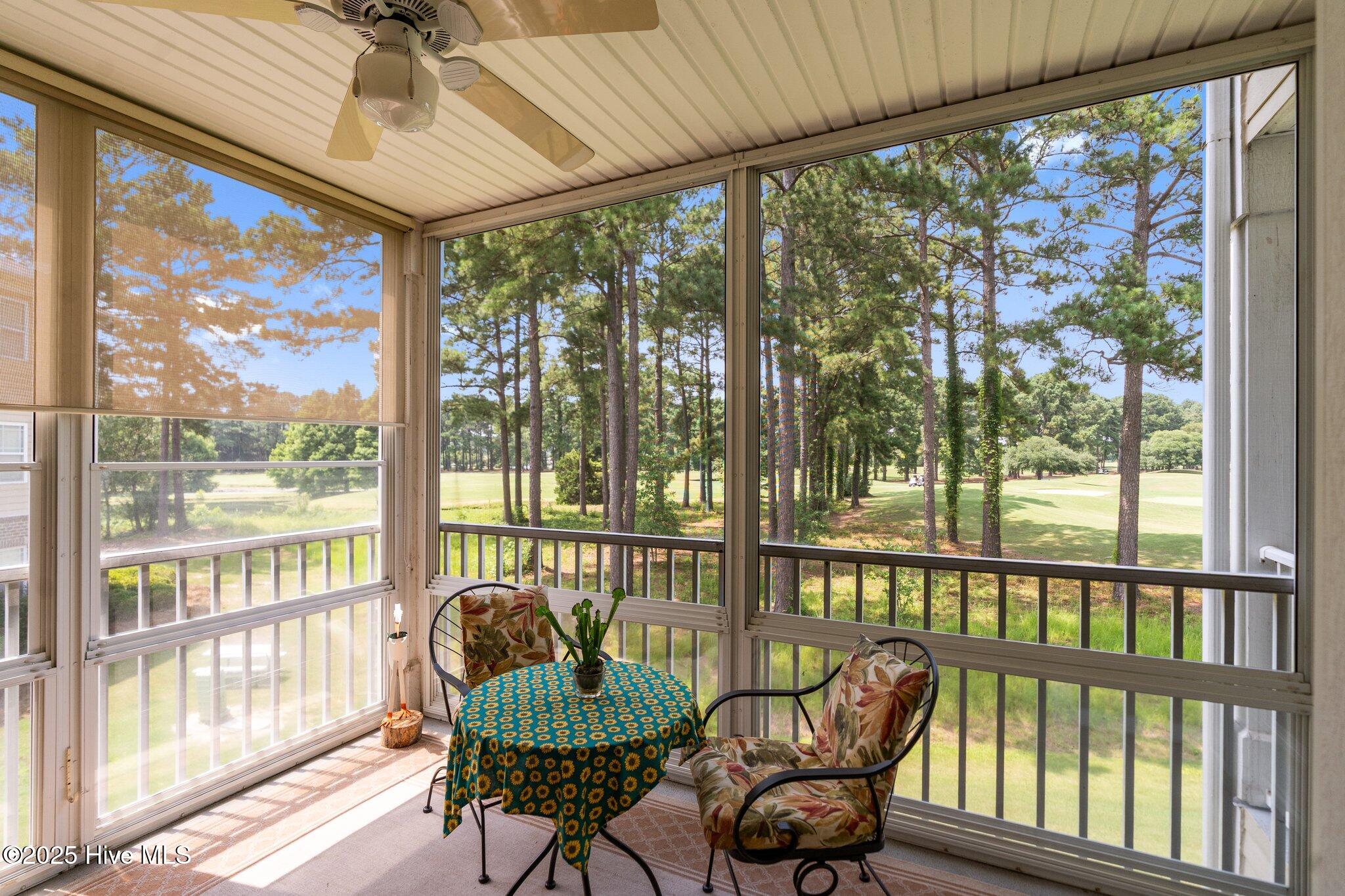 250 Woodlands Way Unit 14