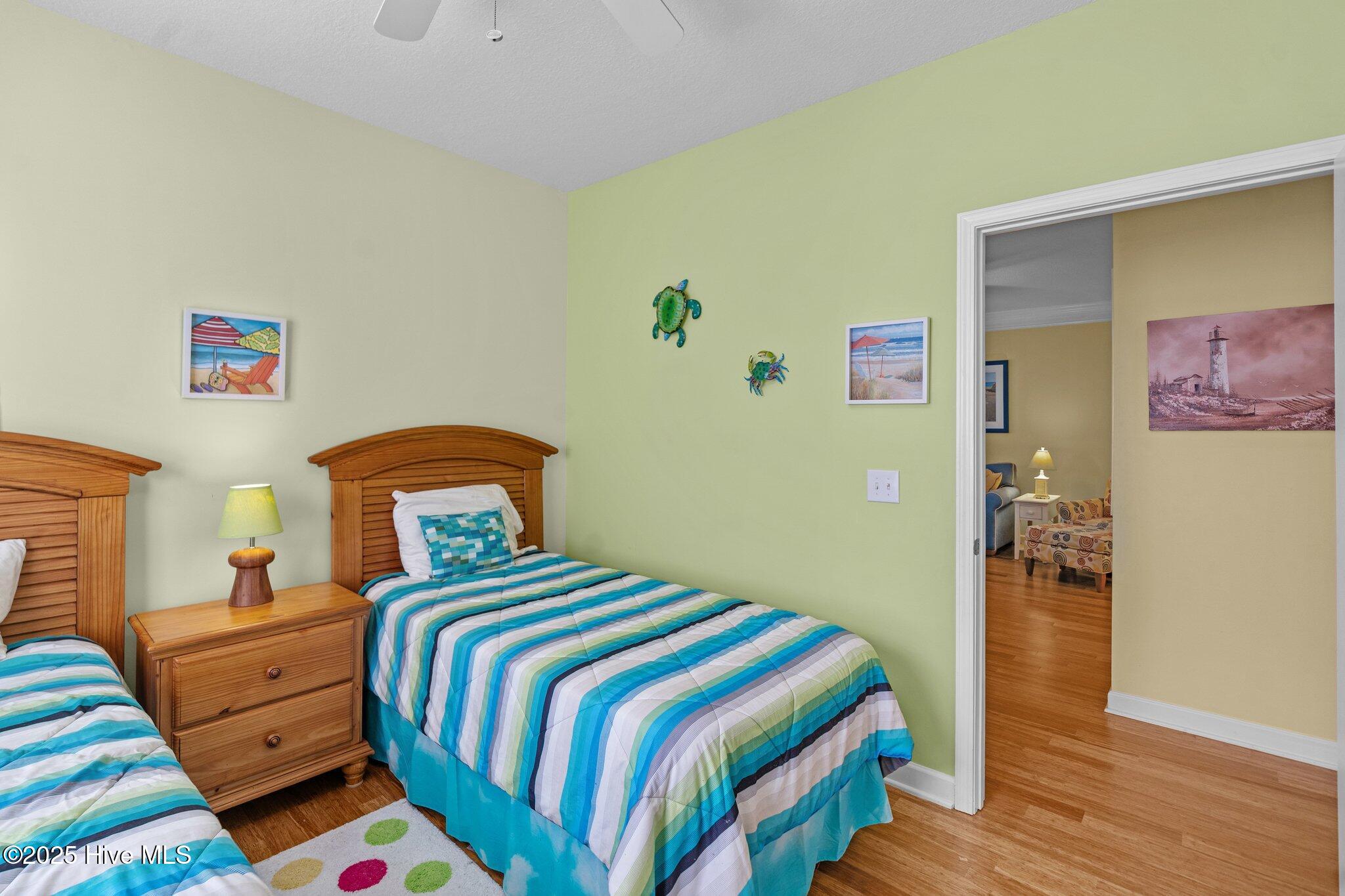 250 Woodlands Way Unit 14