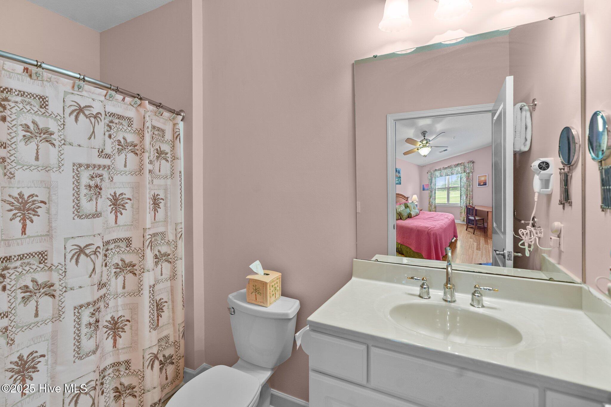 250 Woodlands Way Unit 14
