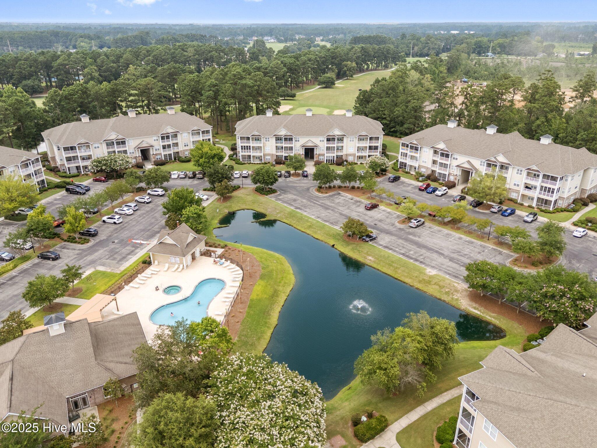 250 Woodlands Way Unit 14