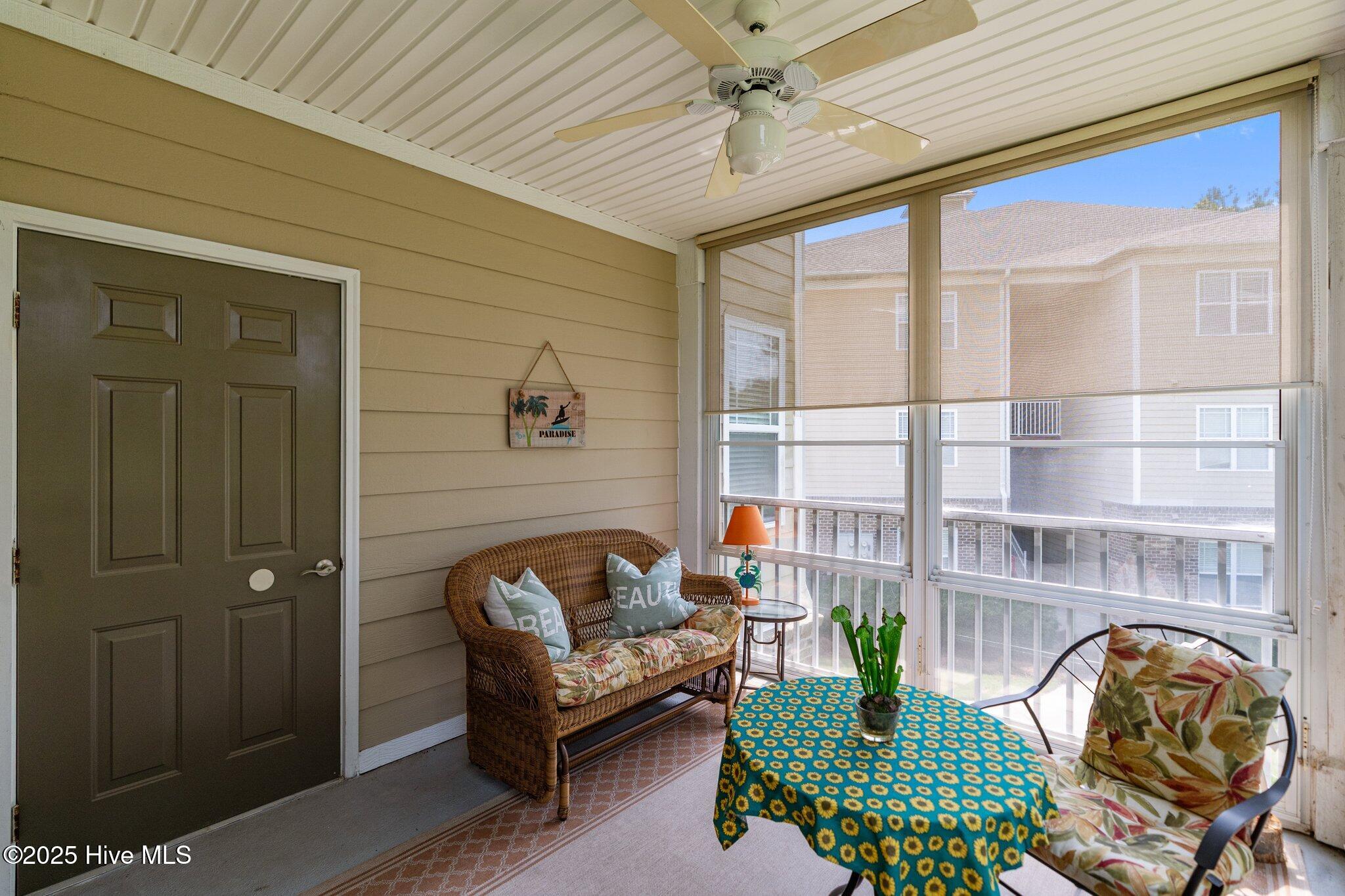 250 Woodlands Way Unit 14
