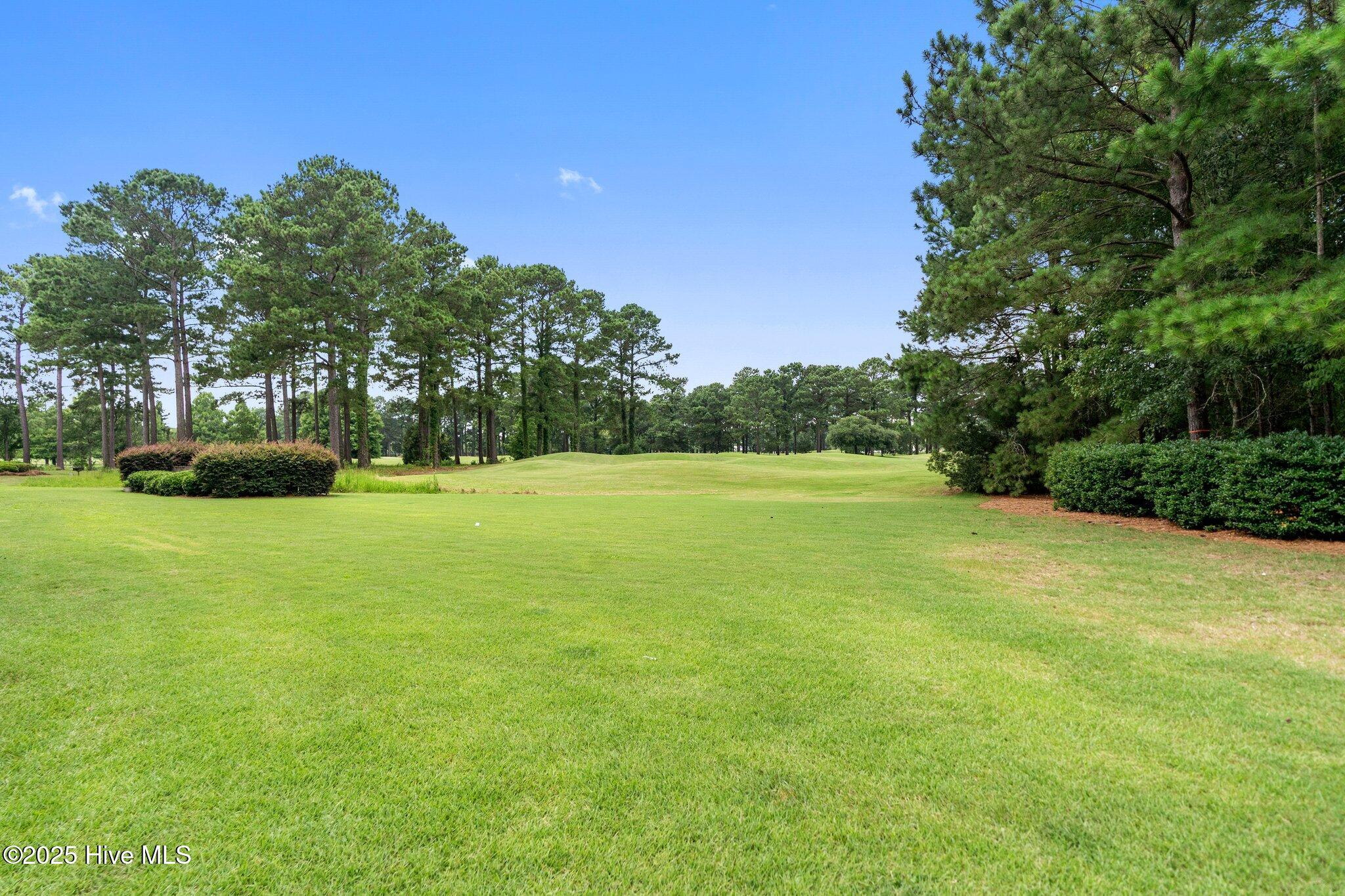250 Woodlands Way Unit 14